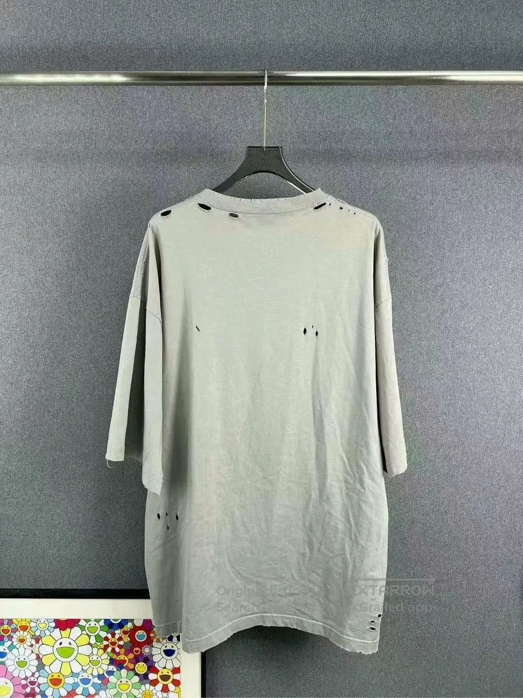 Balenciaga balenciaga distressed short sleeve t. Size US M / EU 48-50 / 2 - 2 Thumbnail