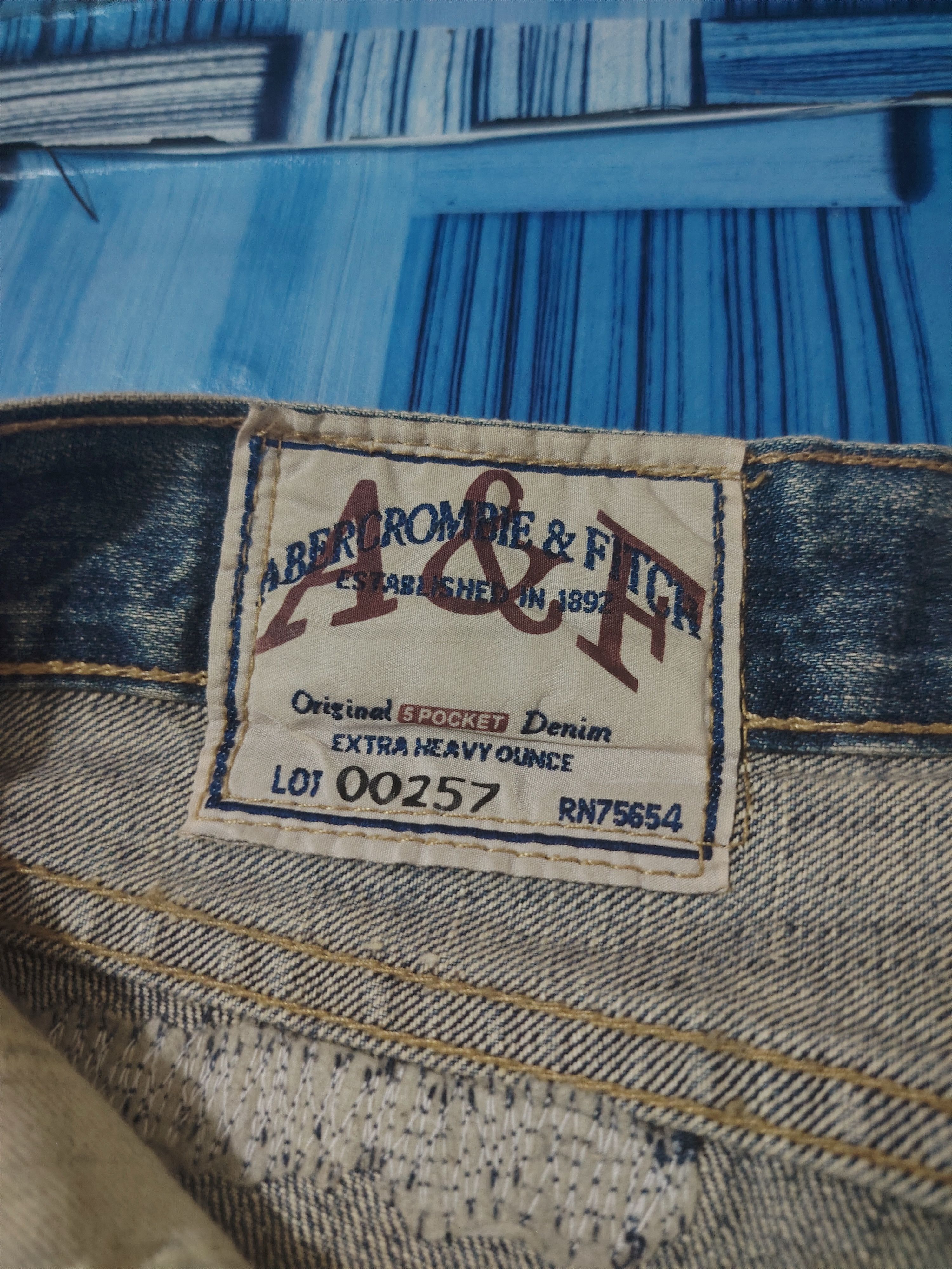 Abercrombie & Fitch Japanese A&F Baggy Flared Jeans Distressed Denim Size US 35 - 11 Thumbnail