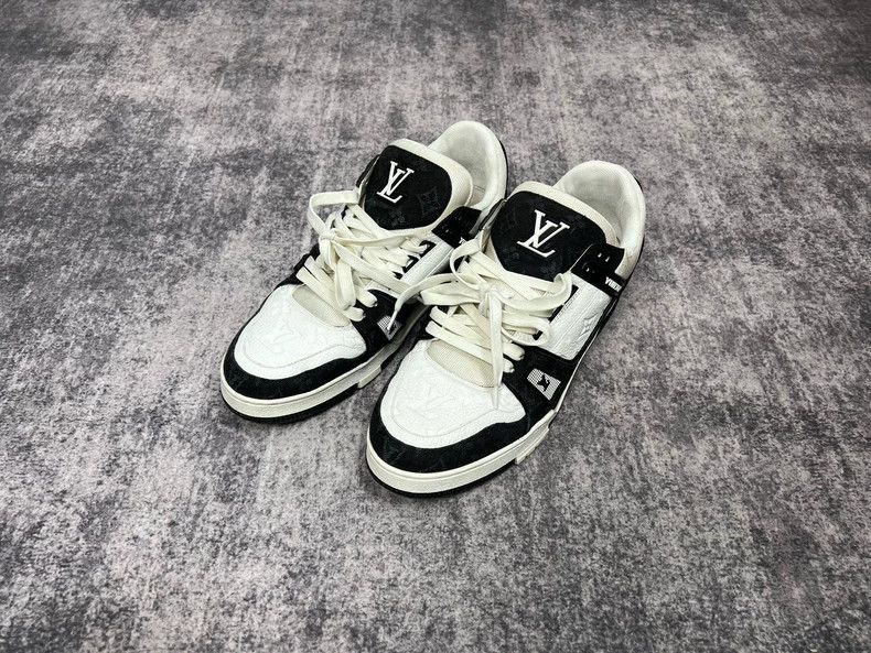 Louis Vuitton Louis Vuitton TRAINER black and white panda denim board sh Size US 10 / EU 43 - 1 Thumbnail