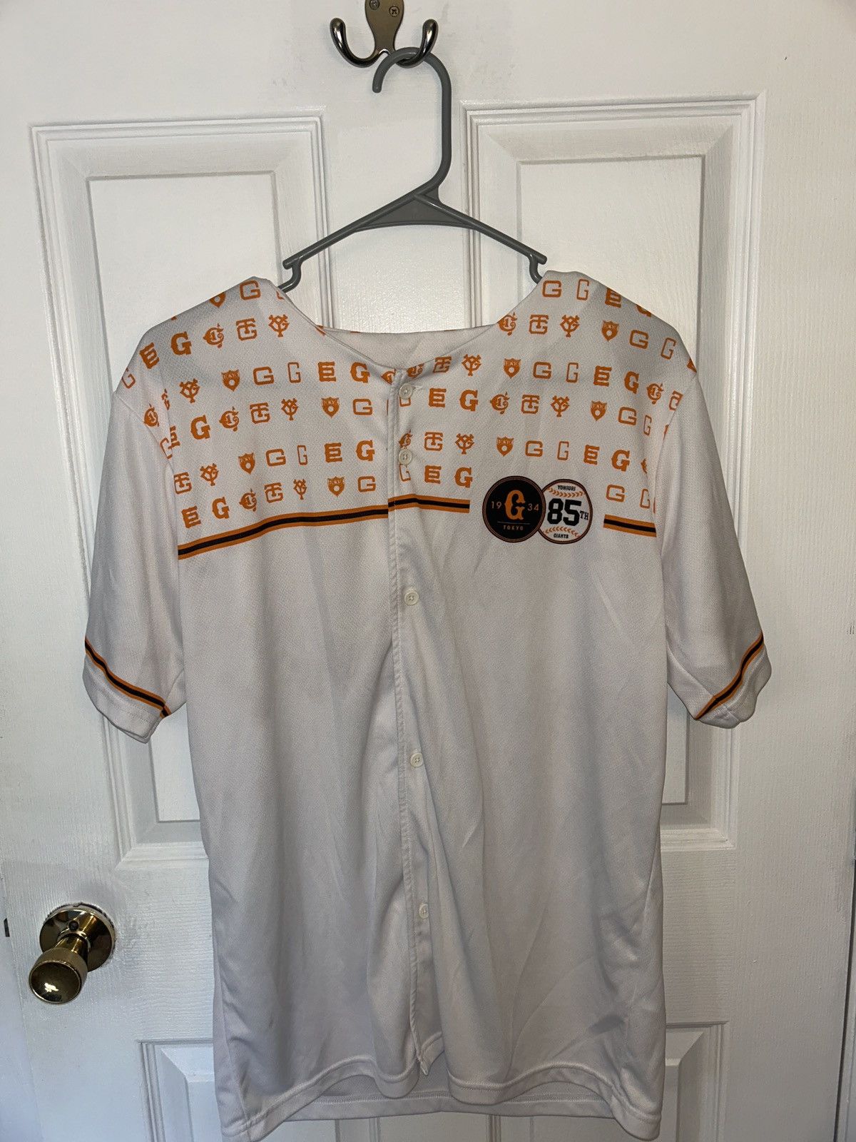 Under Armour Yomiuri Giants Under Armour 85th Anniversary Jersey Japanese Size US L / EU 52-54 / 3 - 1 Thumbnail