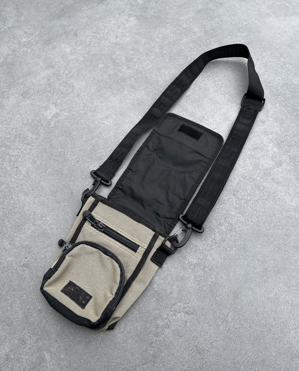 Diesel × Japanese Brand 🔥2000’s DIESEL Big Logo Crossbody Bag Size ONE SIZE - 4 Thumbnail