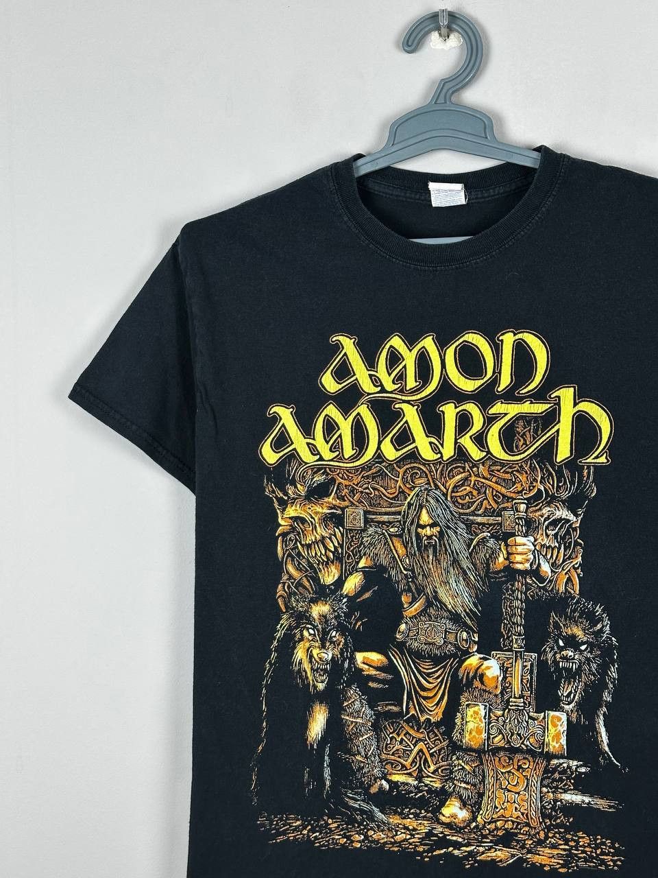 Band Tees Vintage Y2K Amon Amarth Thor Odons Son Metal Band Tee Size US M / EU 48-50 / 2 - 3 Thumbnail