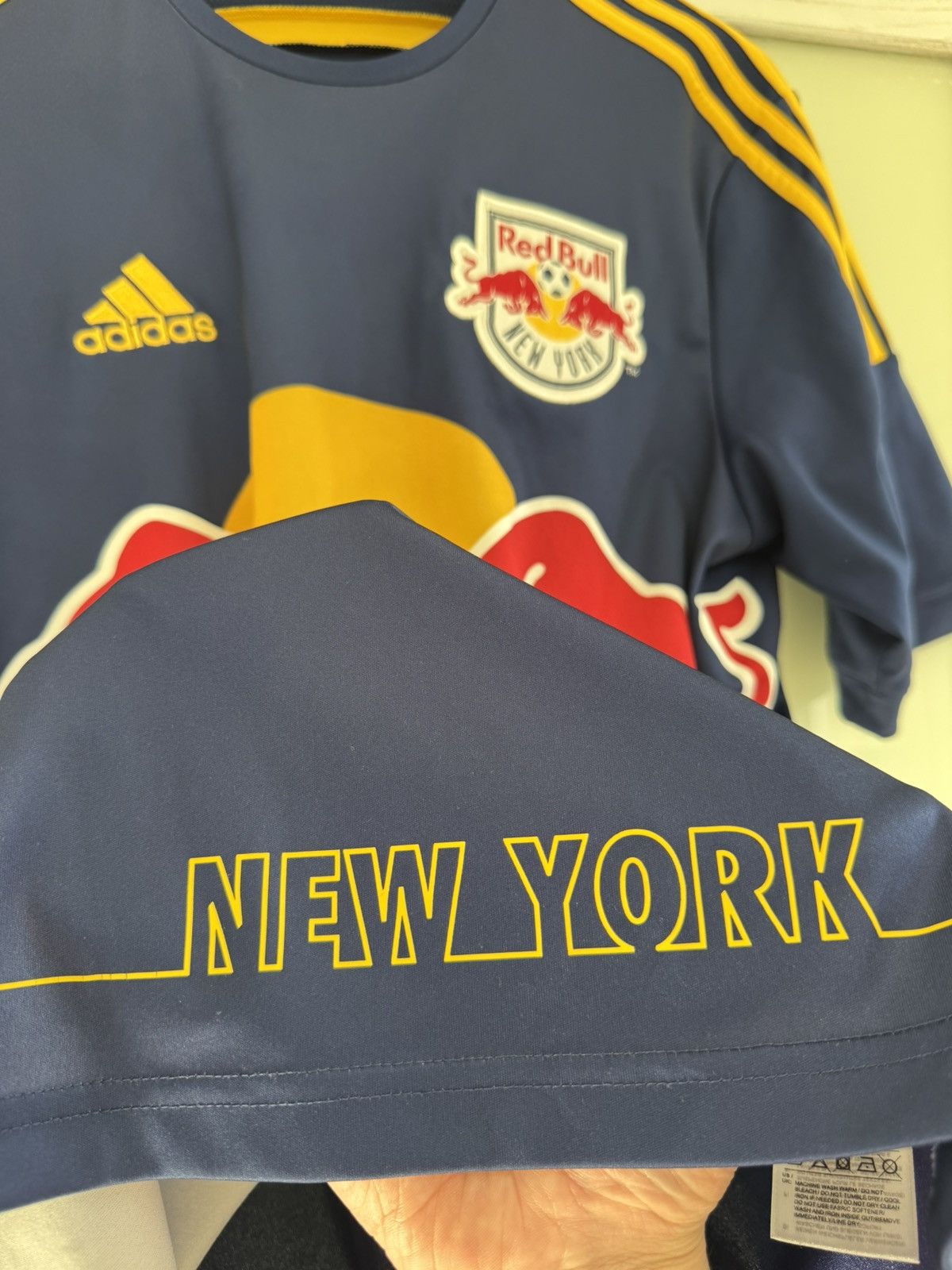 Adidas New York Red Bulls 2015-2016 Away Soccer Jersey Football Kit Size US S / EU 44-46 / 1 - 11 Thumbnail