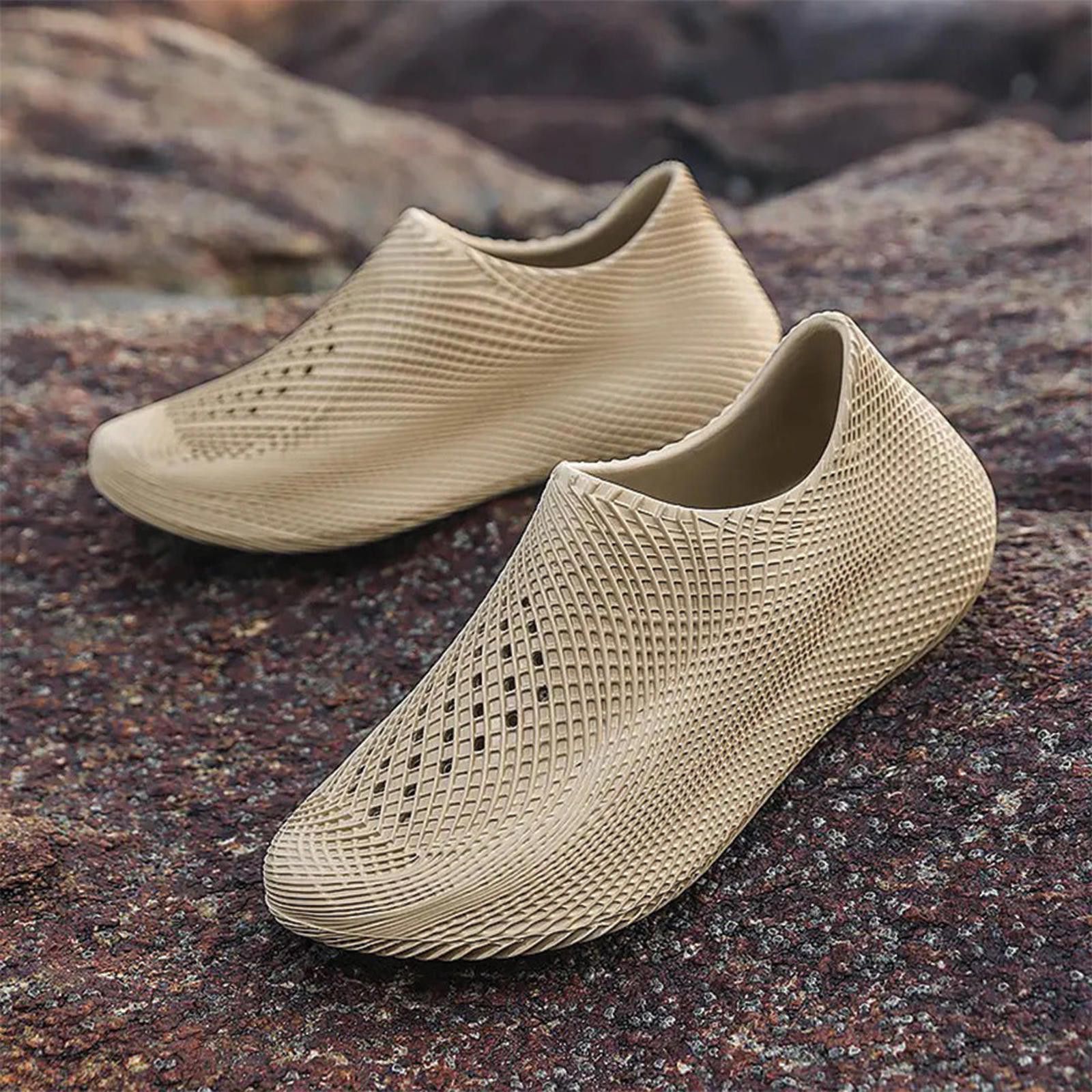Other Kinetic Sculpture EVA Slip-On Slippers Size US 8 / EU 41 - 8 Thumbnail