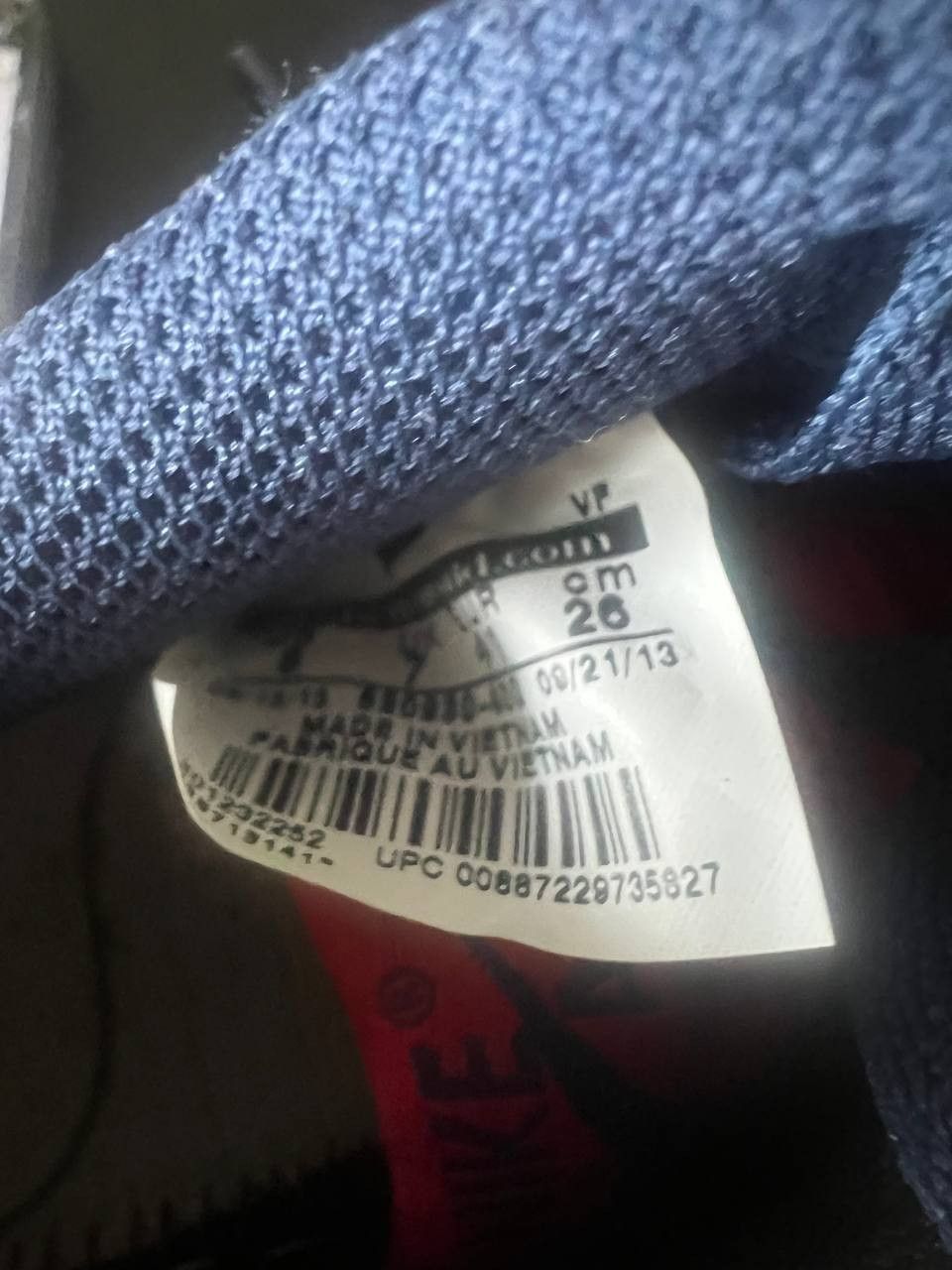 Nike Nike X Livestrong Size US 8 / EU 41 - 13 Thumbnail