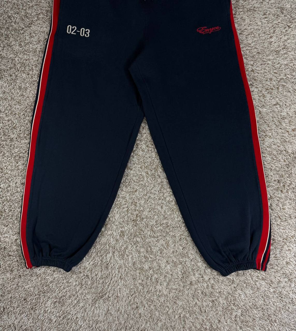 Enyce Enyce Sweatpants Y2K 2000s Red Side Stripe Hip Hop Size US 38 / EU 54 - 3 Thumbnail