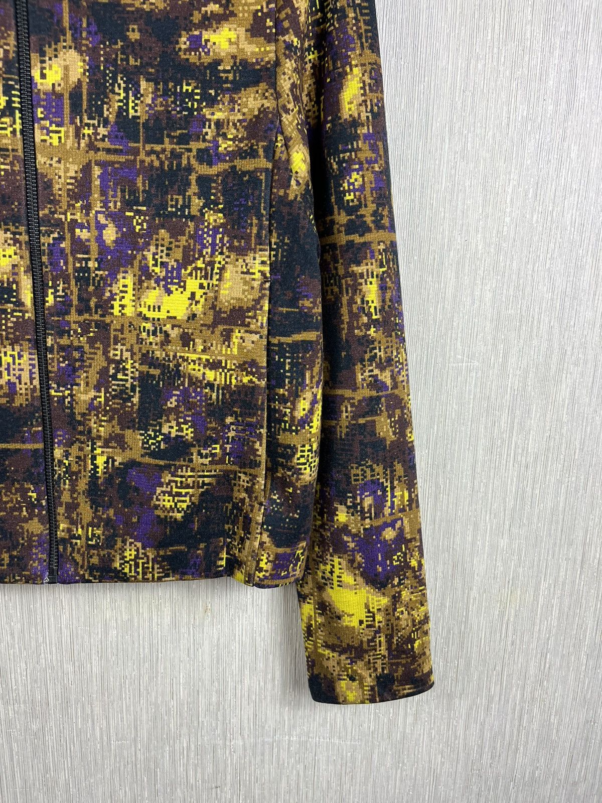 Cos × Designer COS abstract full print pixel light viscose jacket Size XS / US 0-2 / IT 36-38 - 7 Thumbnail