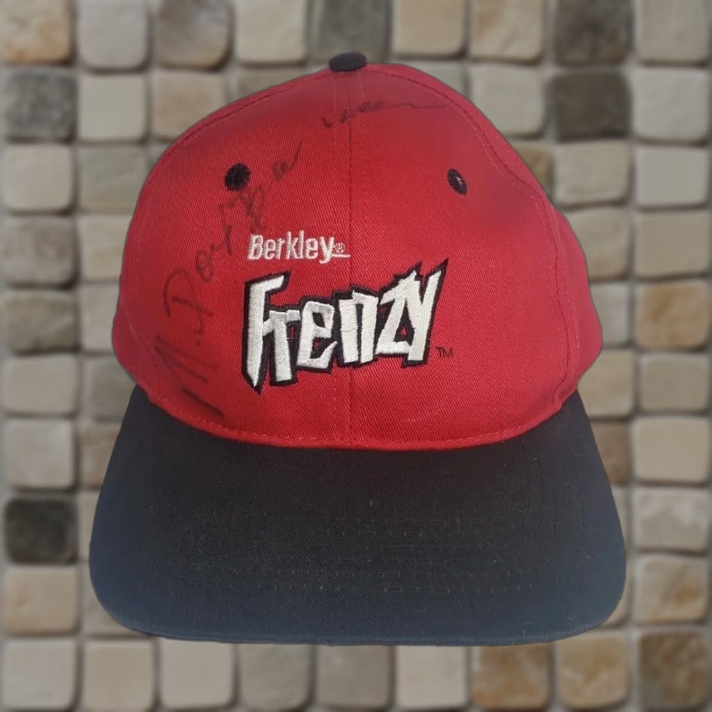 Vintage VINTAGE Berkley Frenzy Snapback Cap Hat Men's One Size Red Cotton Twill Fish 90s? Size ONE SIZE - 1 Thumbnail