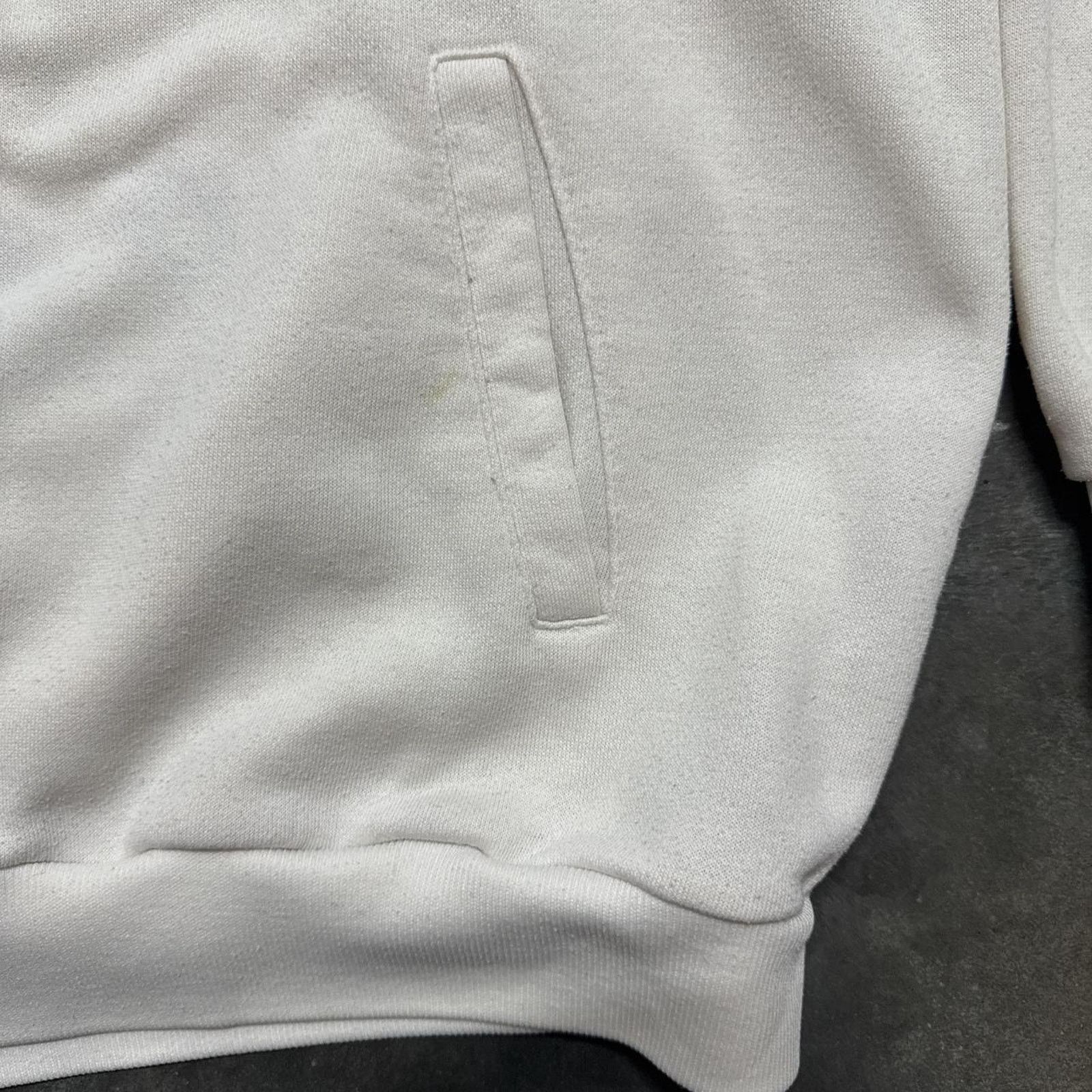 Adidas × Vintage Vintage 80s Adidas Beach Print Embroidered Crewneck Size US XL / EU 56 / 4 - 5 Thumbnail