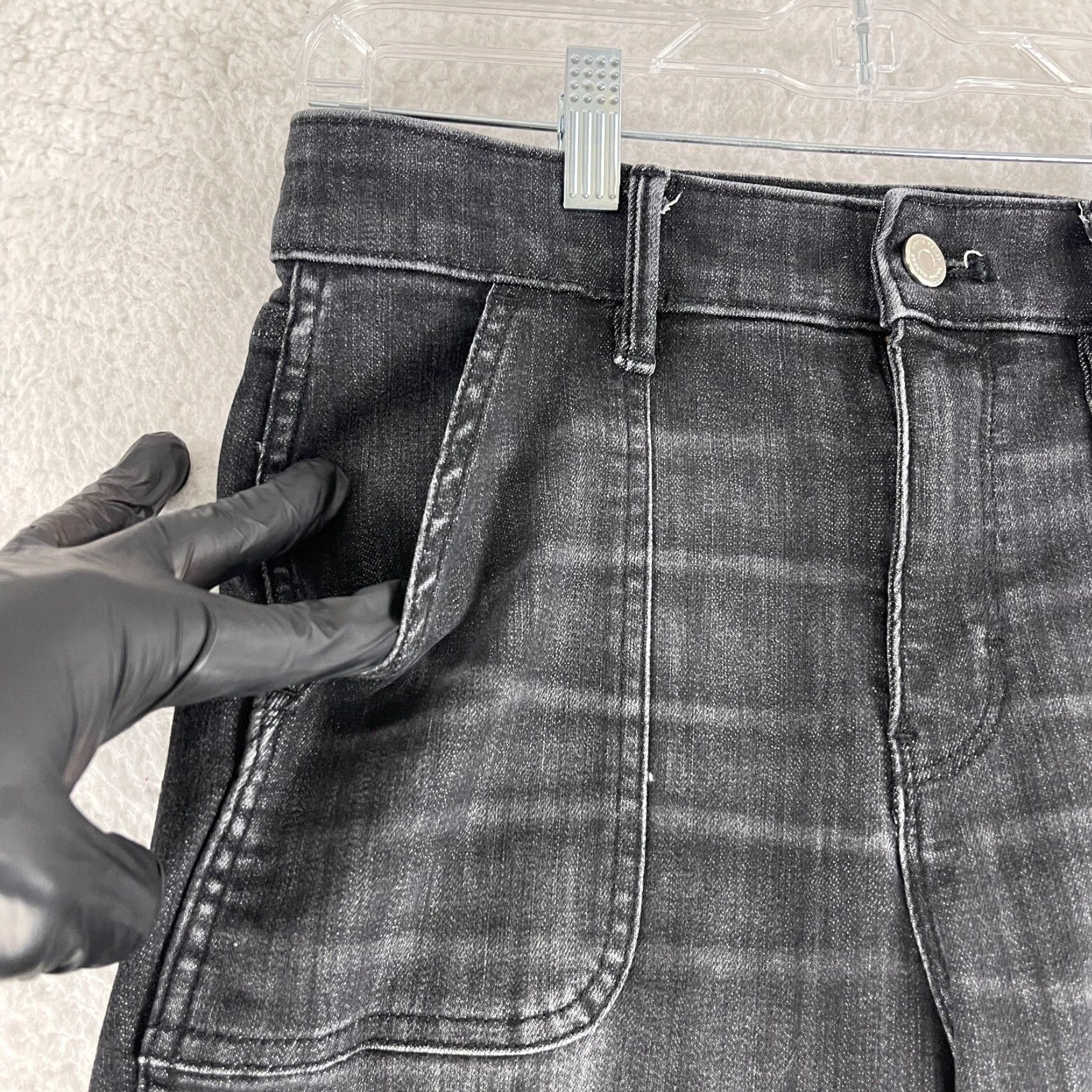 White House Black Market White House Black Market Jeans Straight Crop Womens Size 6 Tall Black Denim Mid-Rise 90s City Preppy Boys Mens Womens Size 28" / US 6 / IT 42 - 4 Thumbnail