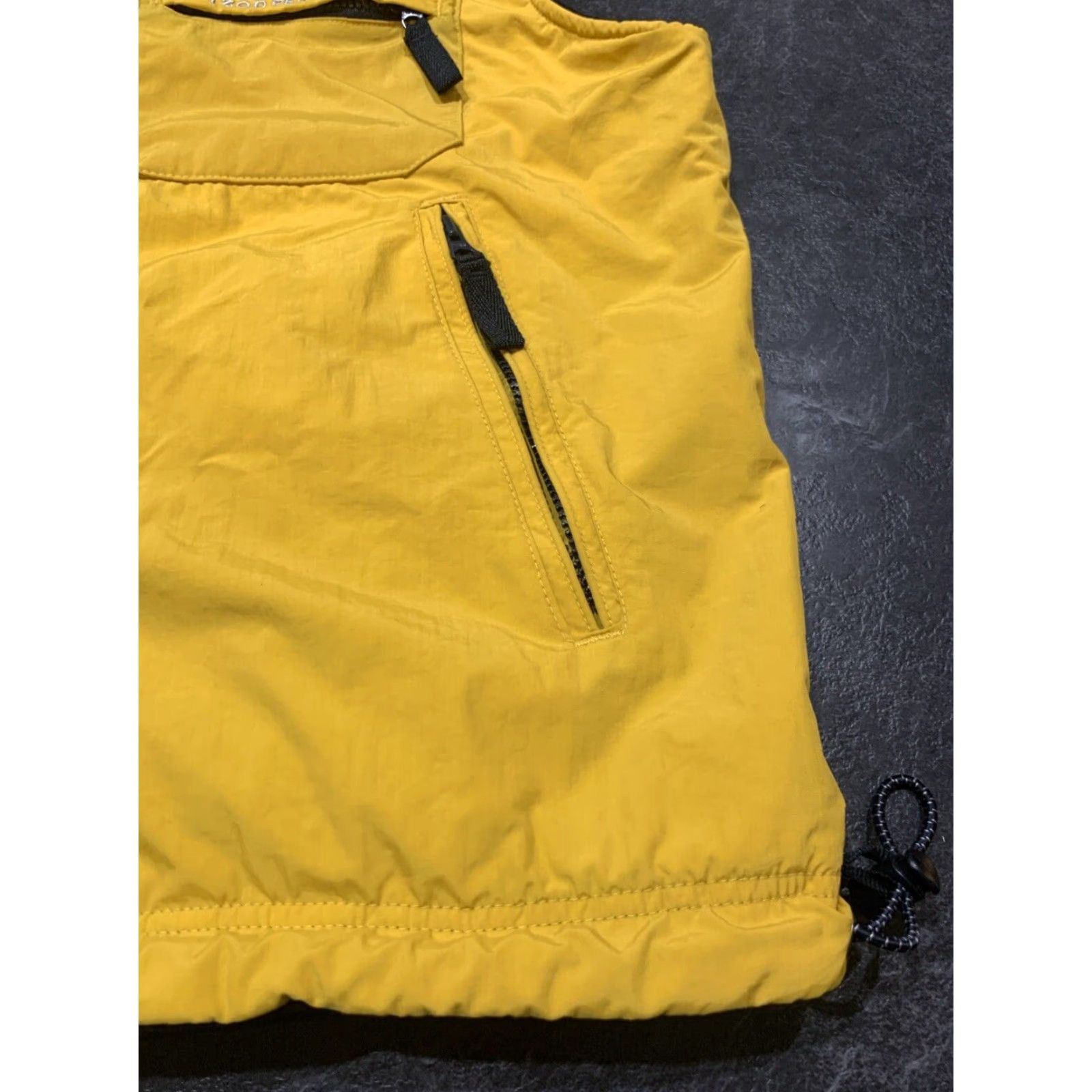 Izod IZOD Mens Reversible Black & Yellow Fleece Zip Up Vest, Size Large, Outdoor Size US L / EU 52-54 / 3 - 2 Thumbnail