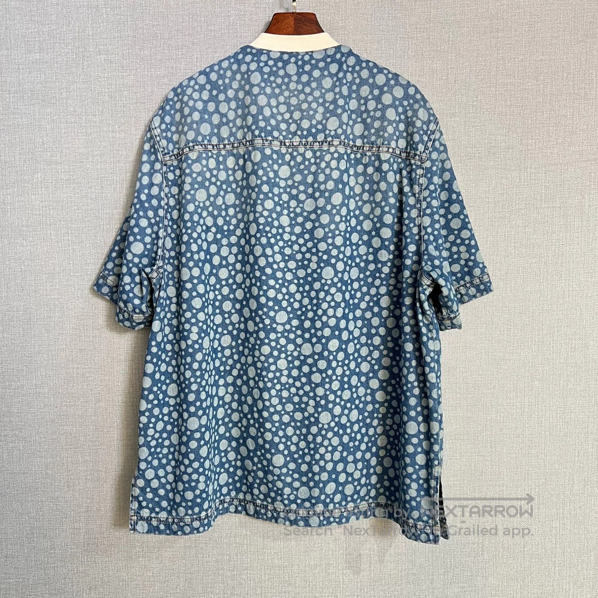 Louis Vuitton Louis Vuitton x Kusama Denim Baseball Shirt. Size US M / EU 48-50 / 2 - 2 Thumbnail