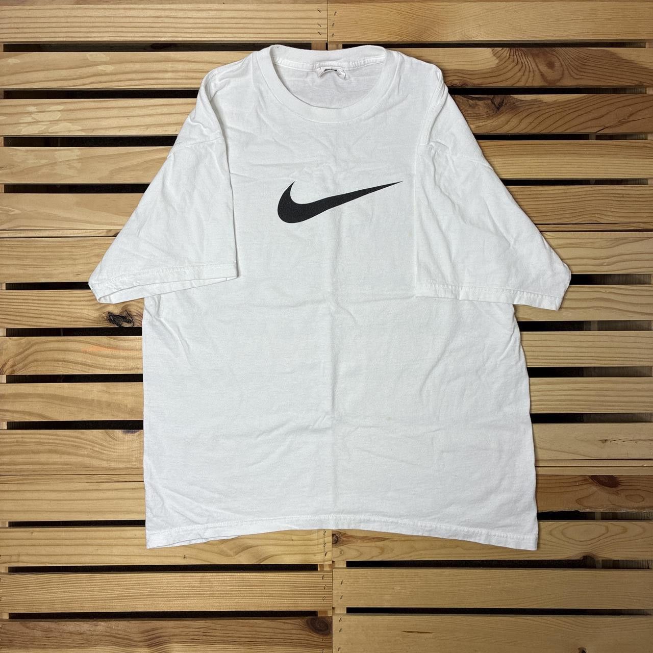 Nike Vintage Nike Center Check White Tee Size Medium Size US M / EU 48-50 / 2 - 1 Thumbnail