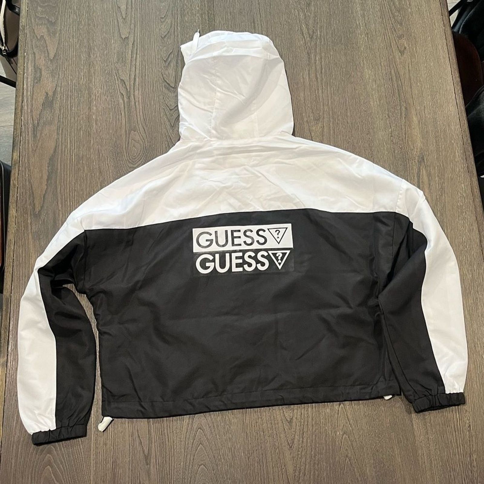Guess NWOT Guess Black White Cropped Windbreaker Raincoat Size M / US 6-8 / IT 42-44 - 9 Thumbnail