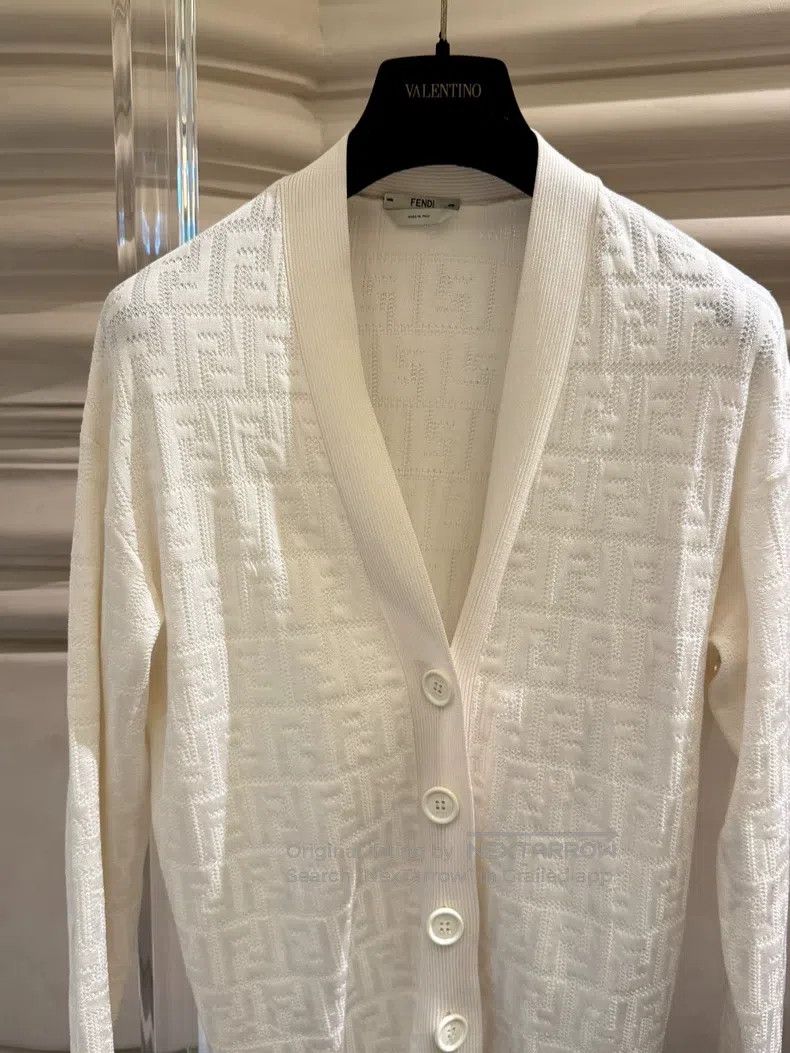 Fendi Fendi White Cardigan with Classic Double F Pattern Size XS / US 0-2 / IT 36-38 - 2 Thumbnail