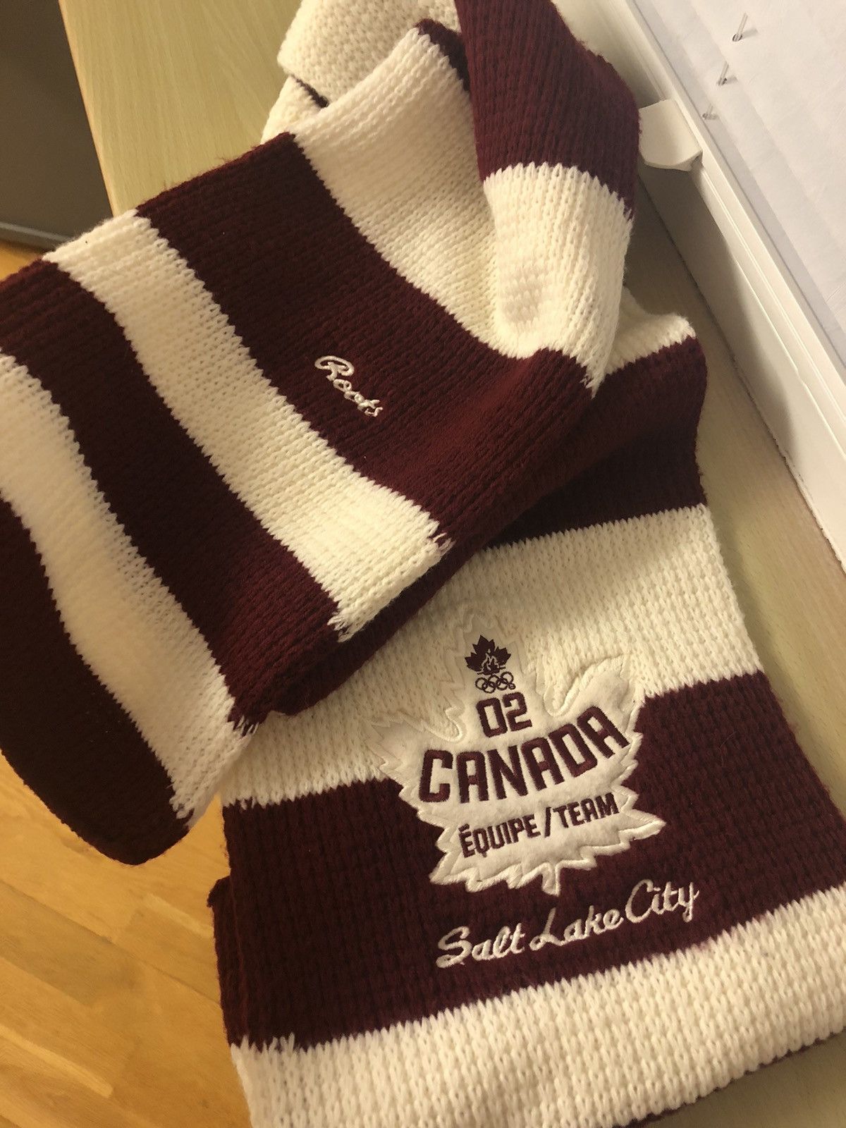 Roots × USA Olympics ROOTS SALT LAKE CITY 2002 USA CANADA RARE VINTAGE SCARF Size ONE SIZE - 4 Thumbnail