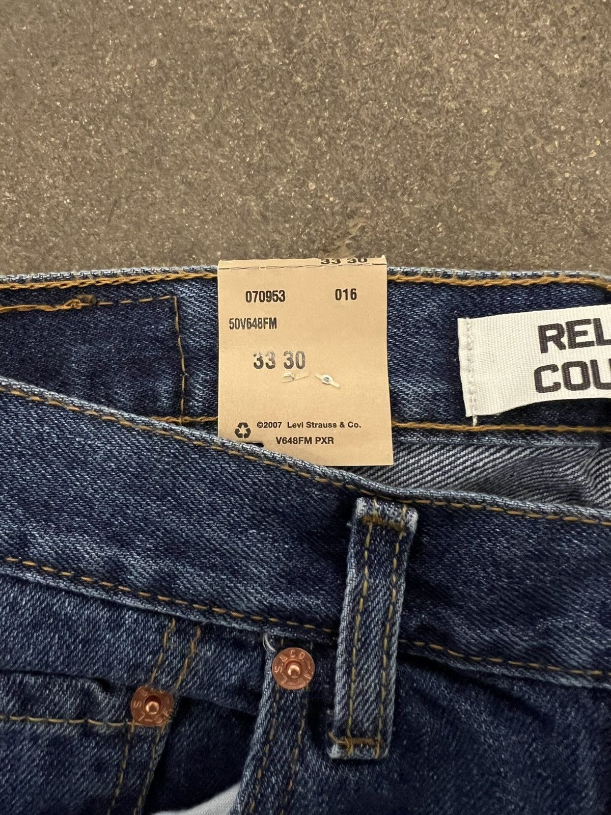 Levi's × Vintage 2007 Levi’s 550 Relaxed Fit Denim Jeans DEADSTOCK Size US 33 - 7 Thumbnail