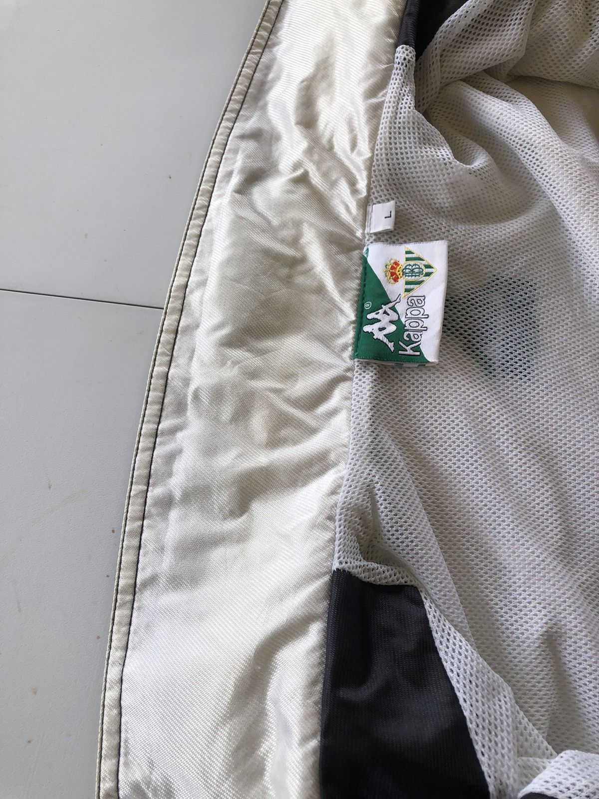 Kappa Vintage 95/97 Real Betis Track Jacket Size US XL / EU 56 / 4 - 14 Thumbnail