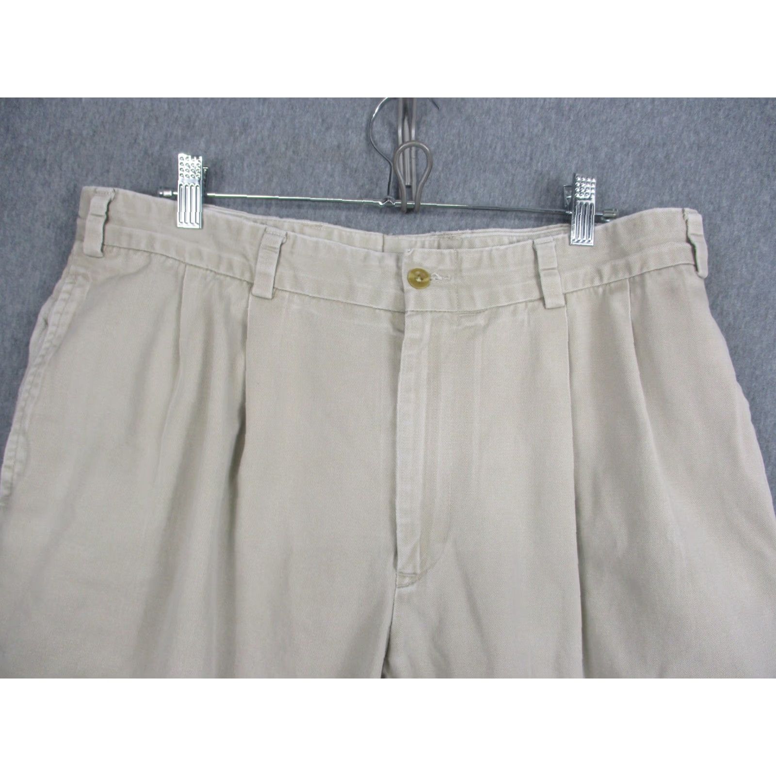 Bills Khakis Bills Khakis Pants Mens 37x31 Beige Pleated Chino Straight Leg Made USA Cotton Khakis Mens Pants Straight Leg 37 Beige USA Cotton Size US 37 - 2 Thumbnail