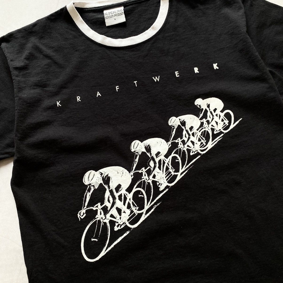 Band Tees Rare Kraftwerk Big Logo Cyclists Archive Band T-shirt Tee Size US S / EU 44-46 / 1 - 2 Thumbnail