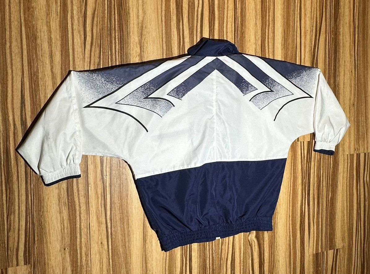 Li-Ning Vintage Li-Ning Navy And White windbreaker Size US XL / EU 56 / 4 - 11 Thumbnail