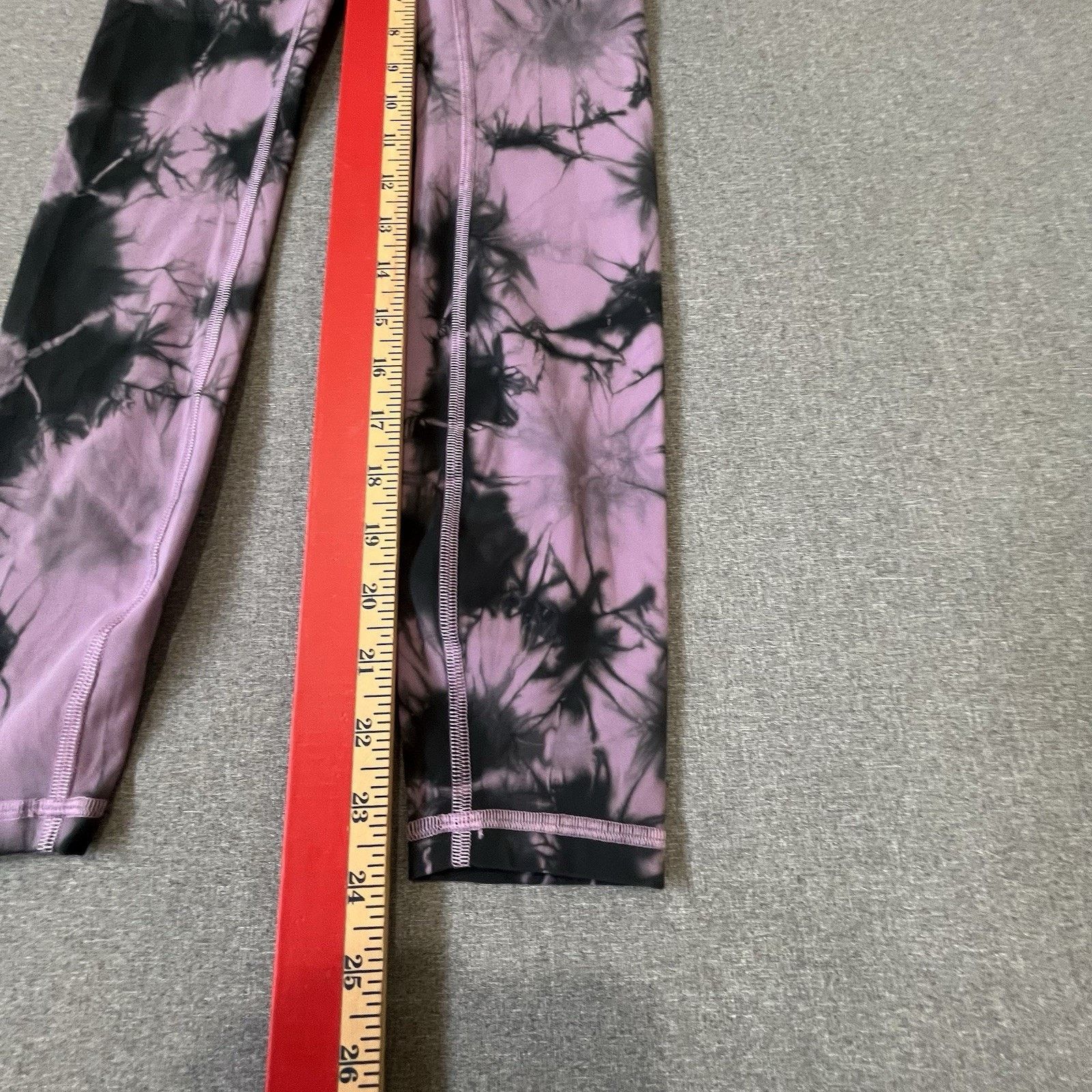 Lululemon Lululemon Power Thru High-Rise Tight Purple Tie Dye Size 2 Size 26" / US 2 / IT 38 - 6 Thumbnail