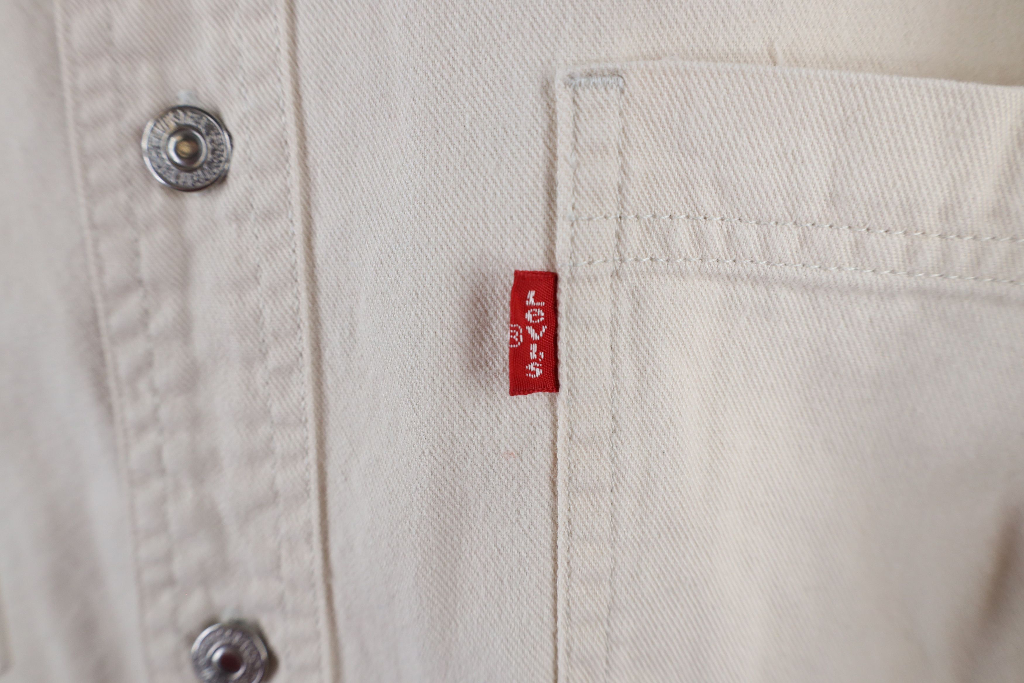 Levi's × Vintage Vintage Y2K 2003 Levis Collared Button Shirt Cream Cotton Size US M / EU 48-50 / 2 - 4 Thumbnail