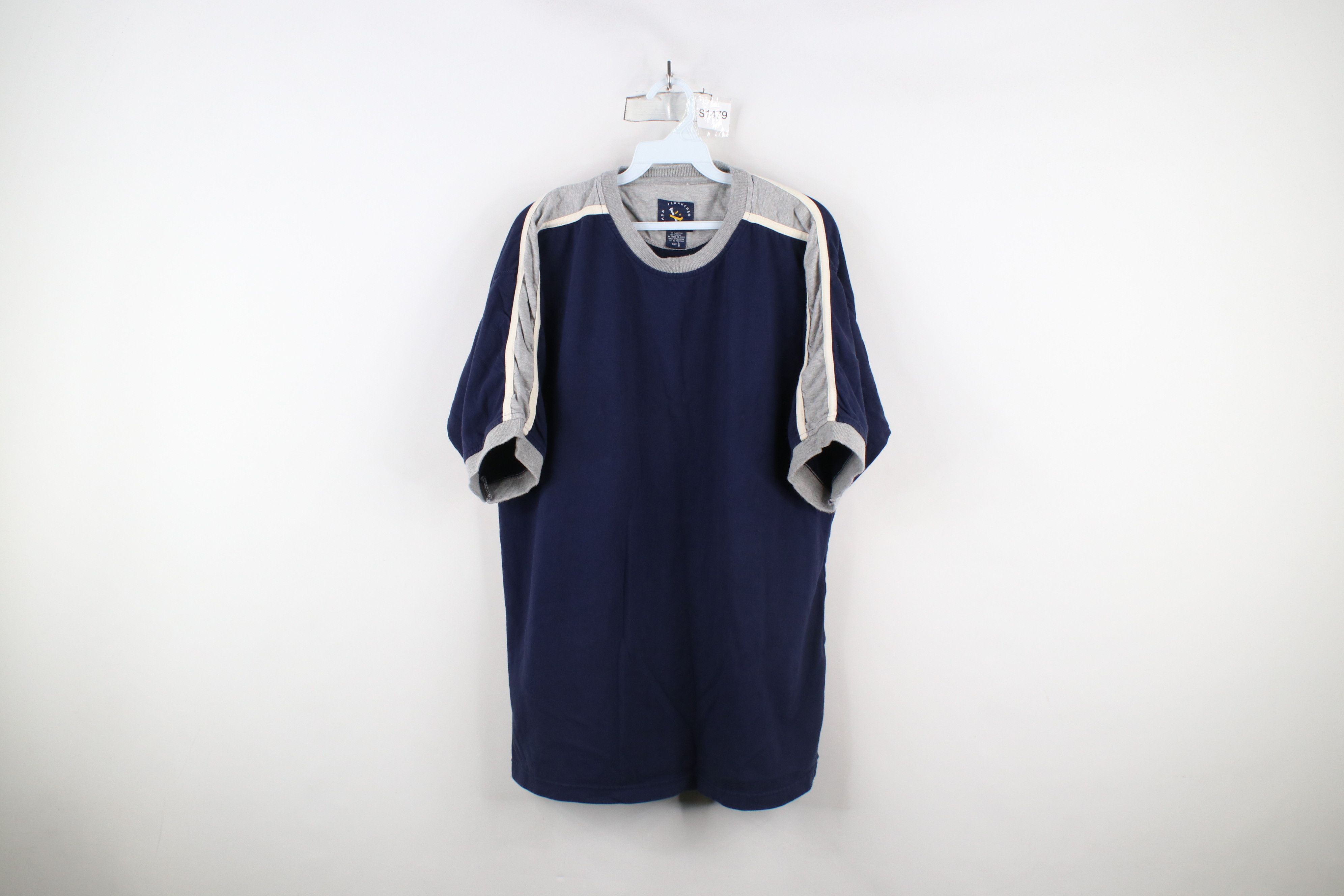 Vintage Vintage 90s Streetwear Block Heavyweight T-Shirt Cotton Size US L / EU 52-54 / 3 - 1 Thumbnail
