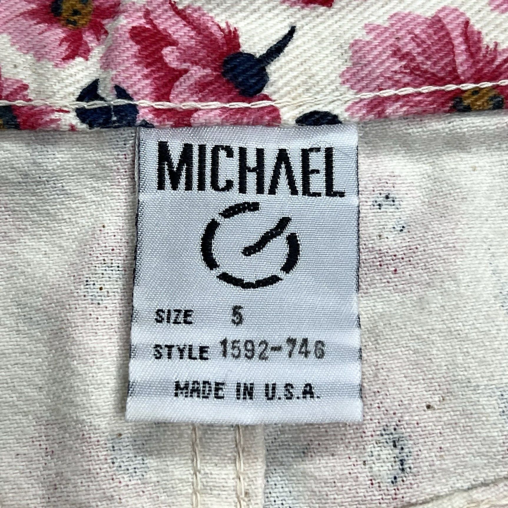 Vintage VINTAGE Michael G Floral Denim Shorts Womens 5 High Rise Rose Print USA Made Size 27" / US 4 / IT 40 - 7 Thumbnail