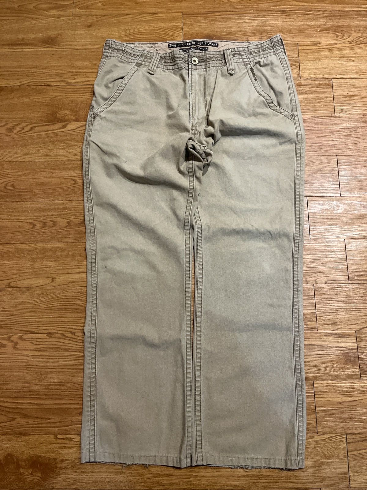 Levi's vintage 90’s baggy levi’s khaki pants Size US 36 / EU 52 - 2 Thumbnail