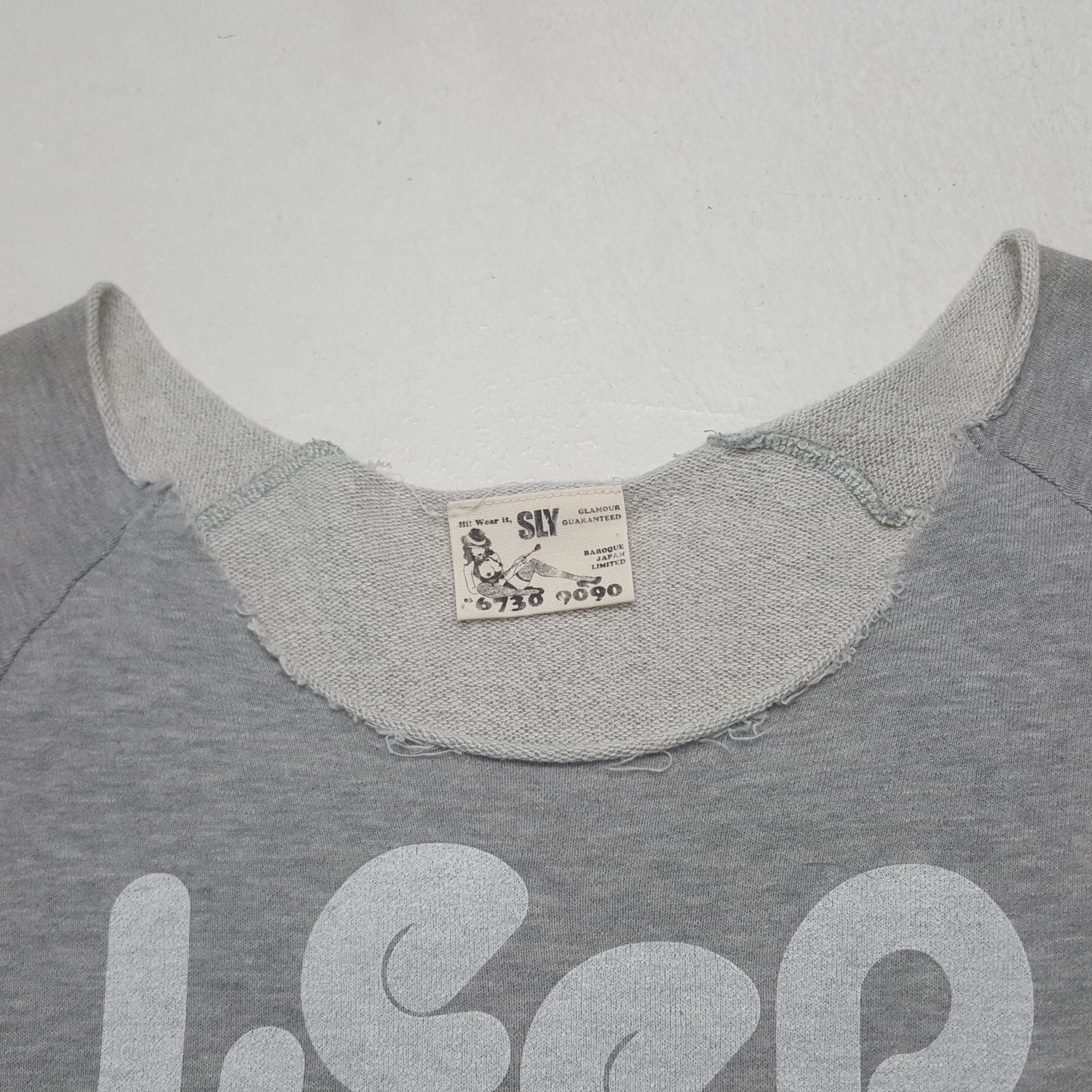 SLY Vintage SLY Glamour Guaranteed T-shirt Size S / US 4 / IT 40 - 4 Thumbnail