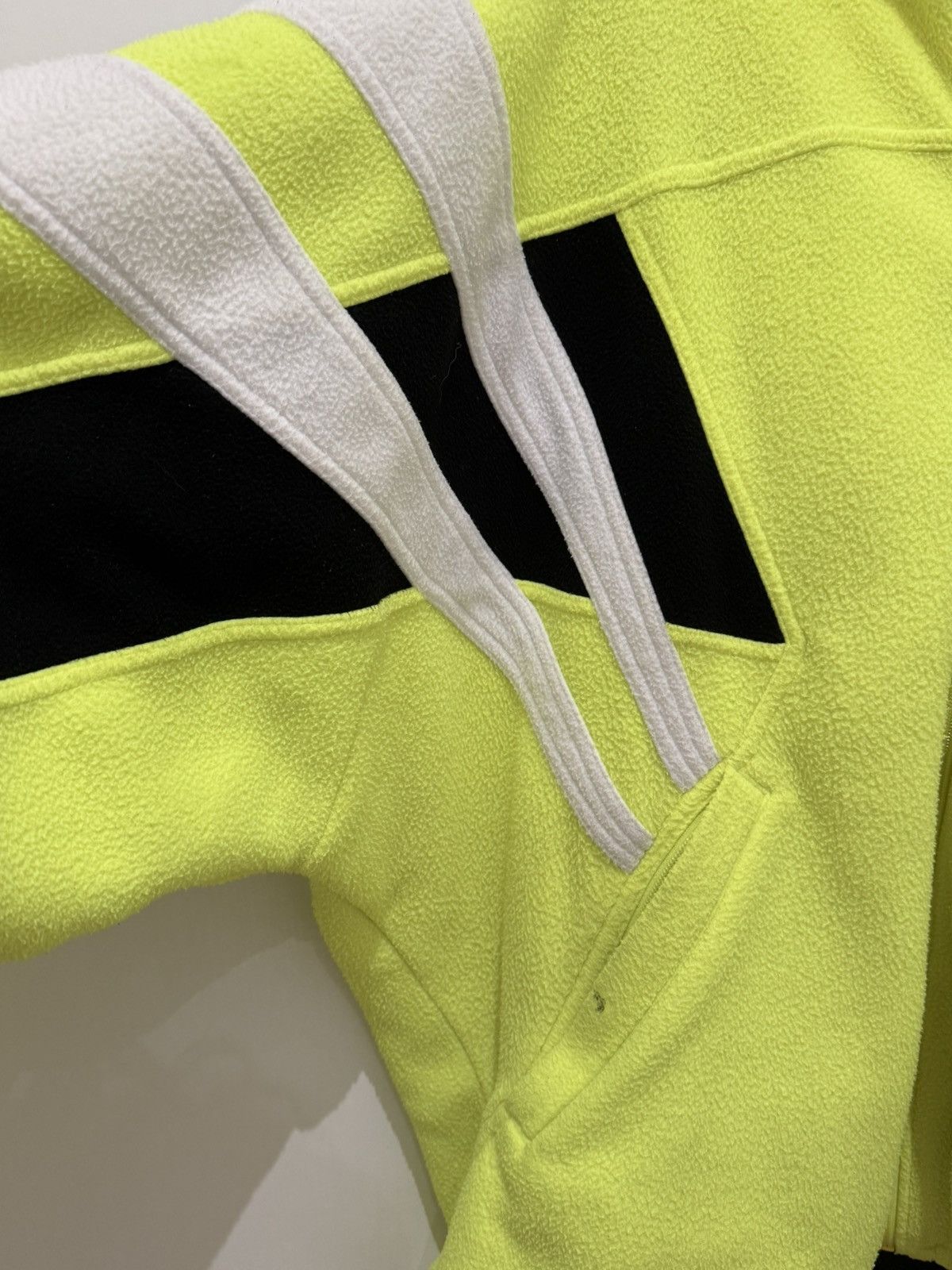 Balenciaga Balenciaga Neon Fleece Jacket Size US XS / EU 42 / 0 - 4 Thumbnail