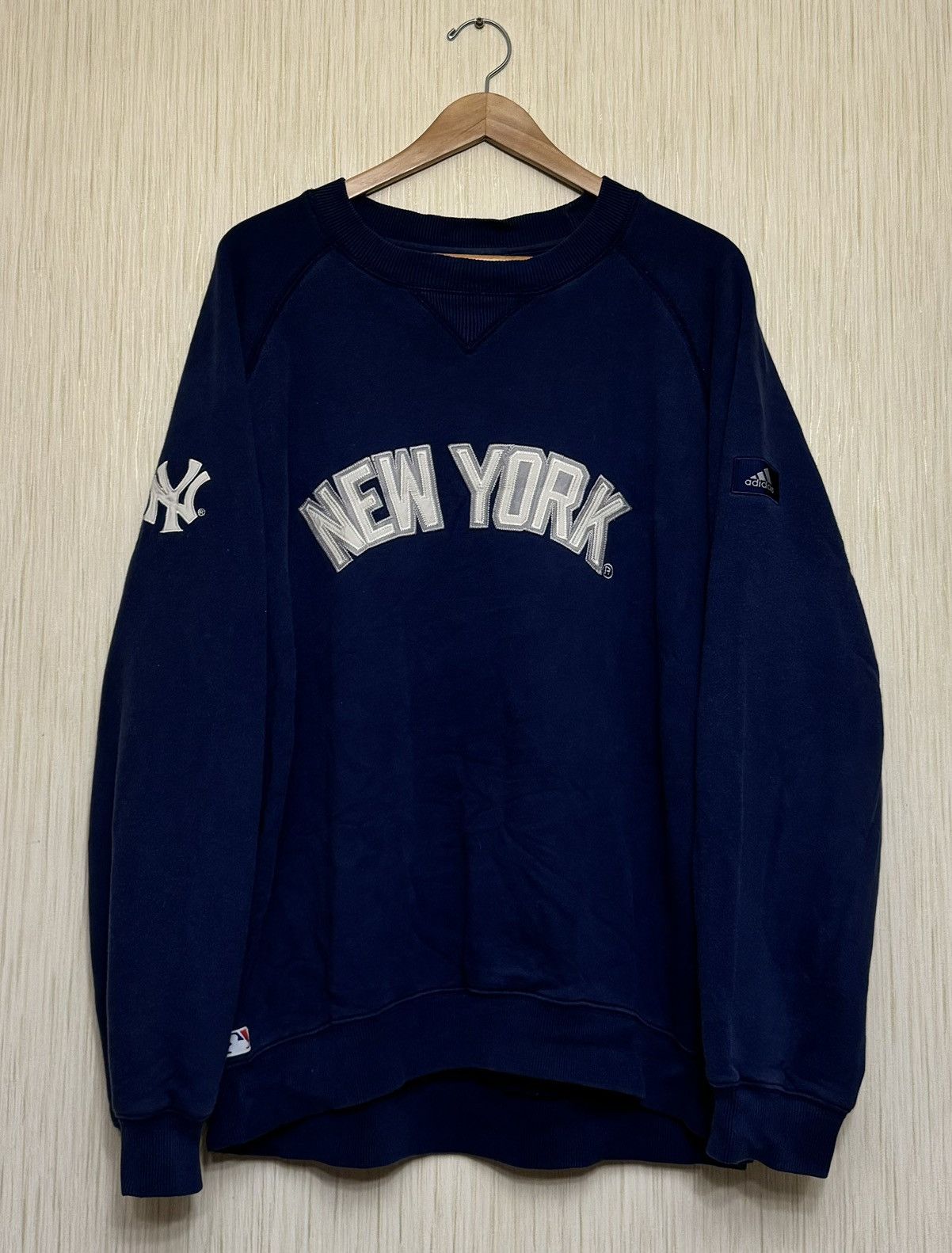 Adidas × New York Yankees × Vintage Vintage Adidas NY New York Yankees sweatshirt Size US L / EU 52-54 / 3 - 2 Thumbnail