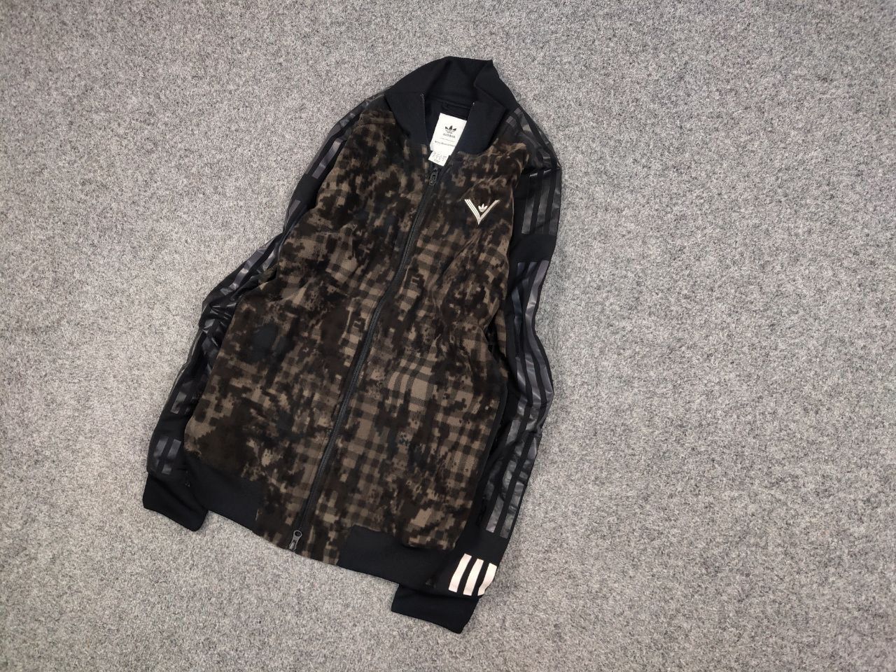 Adidas × White Mountaineering Adidas Originals White Mountaineering fleece Light Jacket Size US S / EU 44-46 / 1 - 3 Thumbnail
