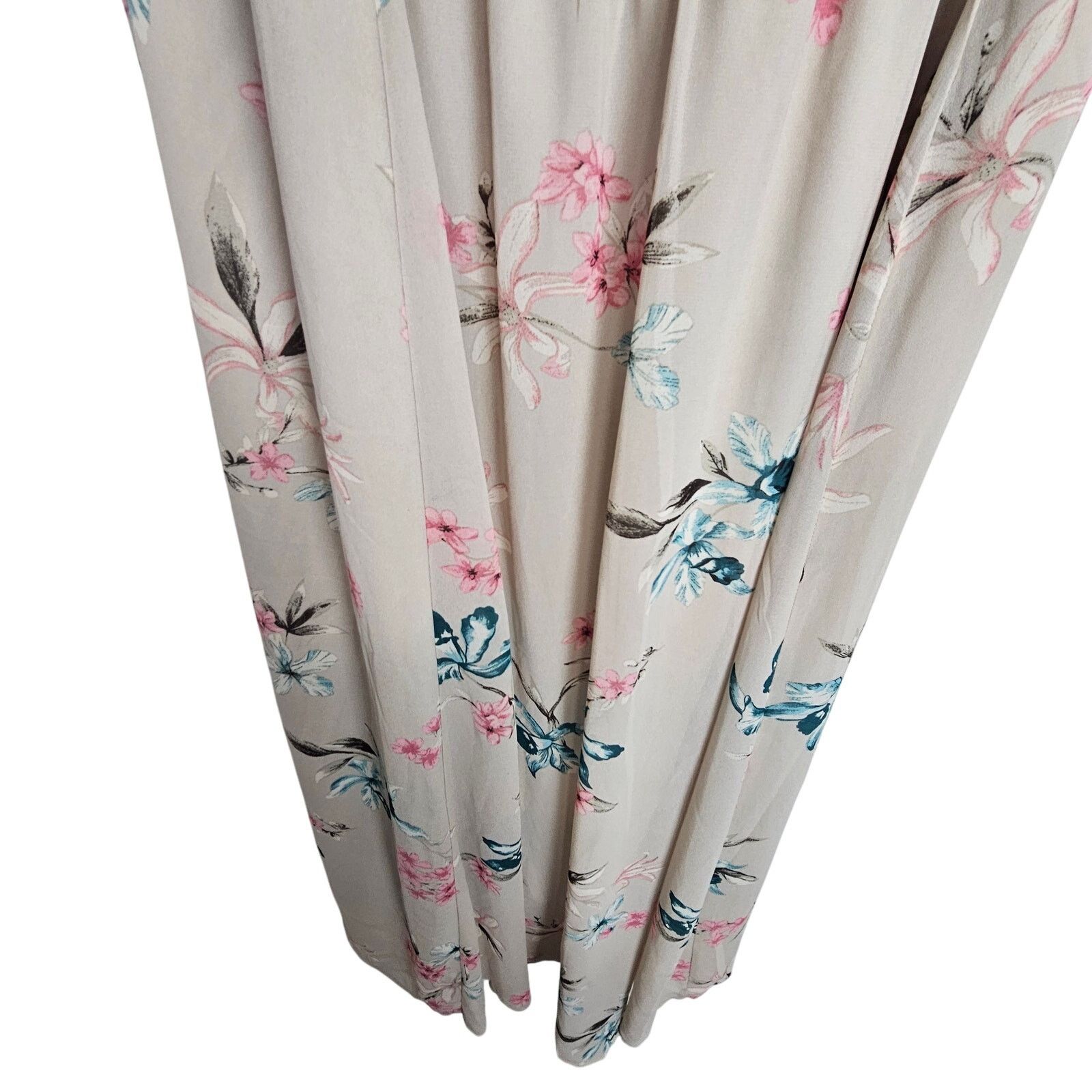 Torrid Torrid Tea Length Floral Chiffon Cold Shoulder A-Line Dress Size XXL / US 16-18 / IT 52-54 - 4 Thumbnail