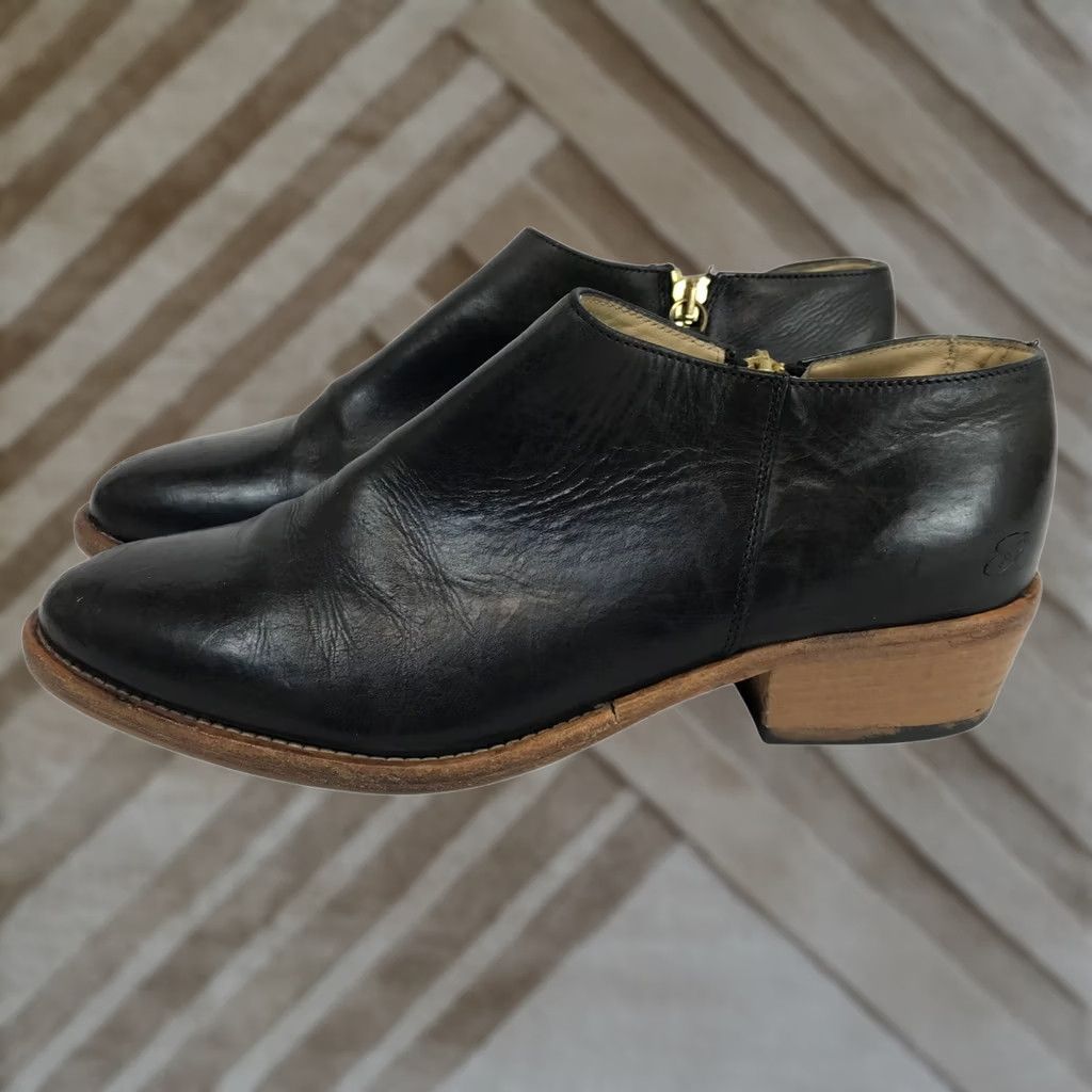 Vintage Sartori Gold Black Leather Ankle Boot Side Zip Block Heel Made in Italy Women 38 Size US 8 / IT 38 - 1 Thumbnail