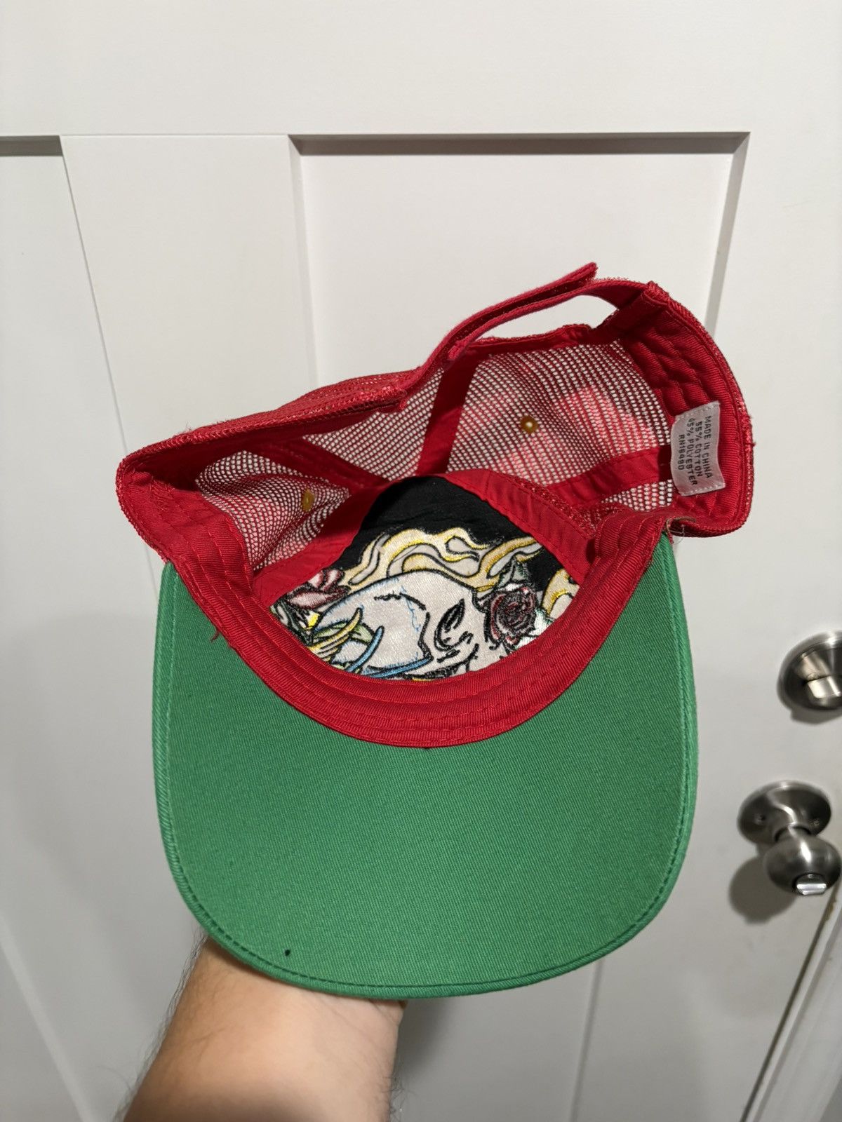 Other Luckee Headwear Trucker Style Skull & Roses Mesh Back Hat Size ONE SIZE - 6 Thumbnail