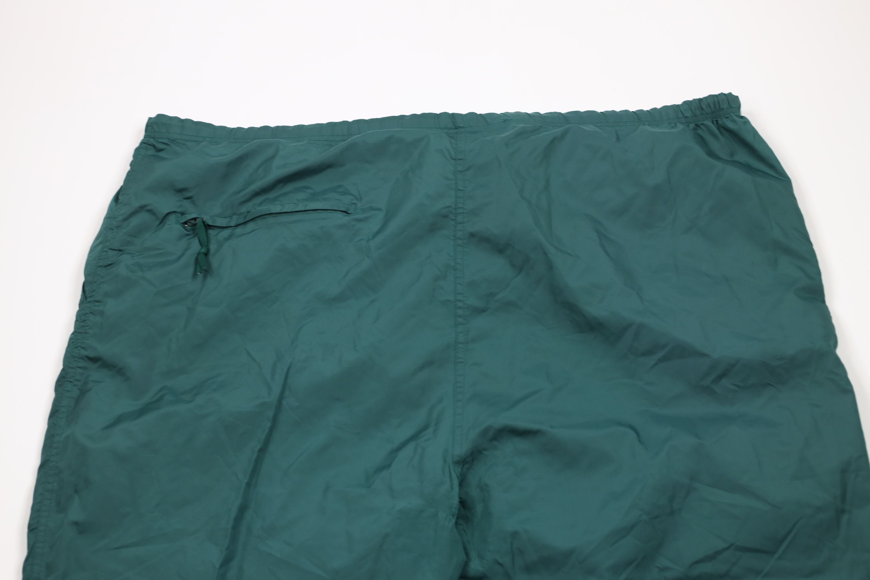 Vintage × Woolrich Woolen Mills Vintage 90s Woolrich Wide Leg Windbreaker Pants Green Nylon Size US 40 / EU 56 - 12 Thumbnail
