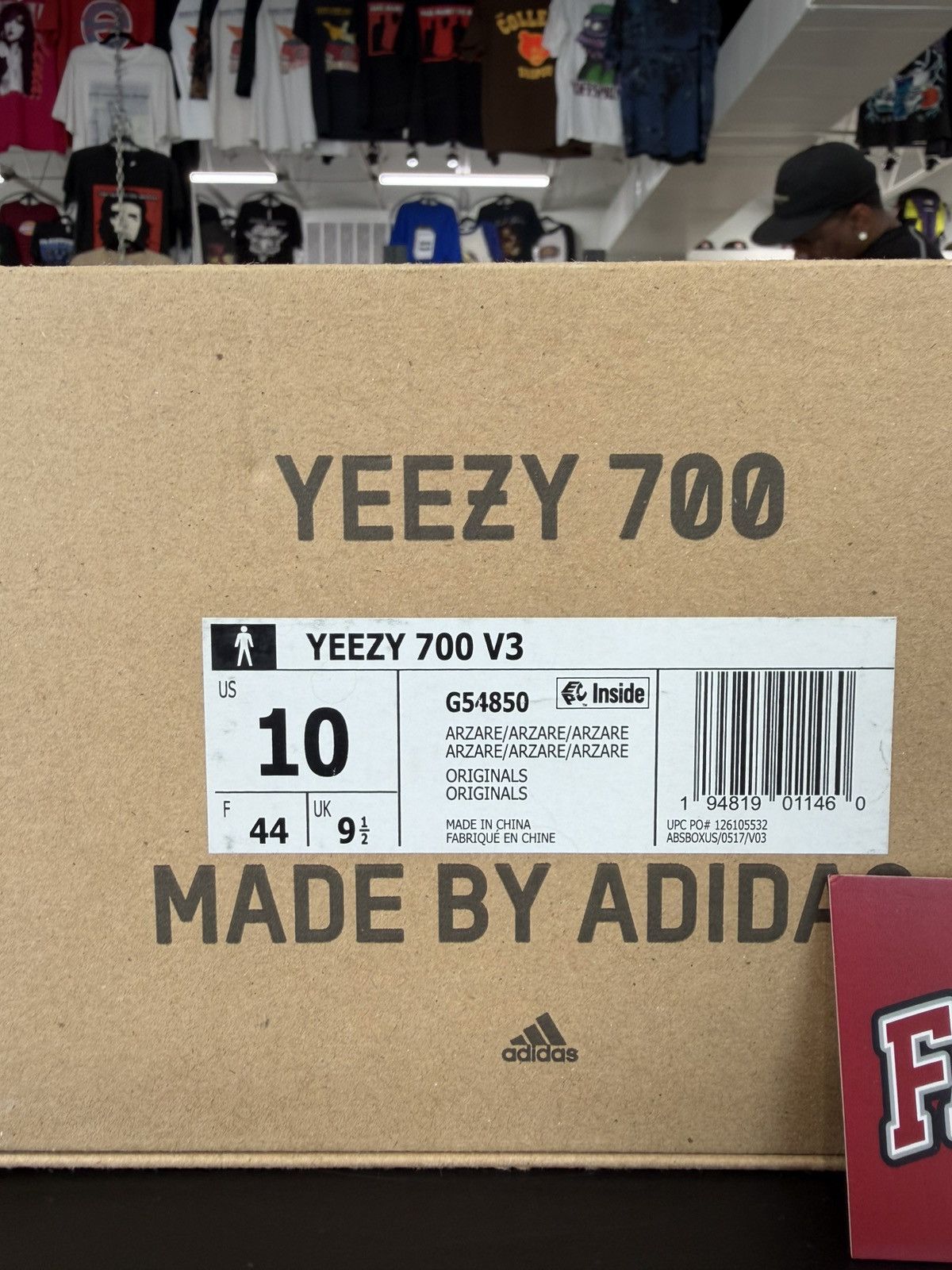 Adidas Adidas Yeezy 700 V3 Arzareth Size 10 (2020) Size US 10 / EU 43 - 12 Thumbnail