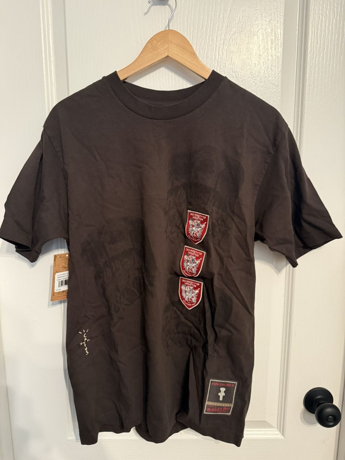 Travis Scott TRAVIS SCOTT X UH MITCHEL & NESS TEE Size US M / EU 48-50 / 2 - 1 Thumbnail