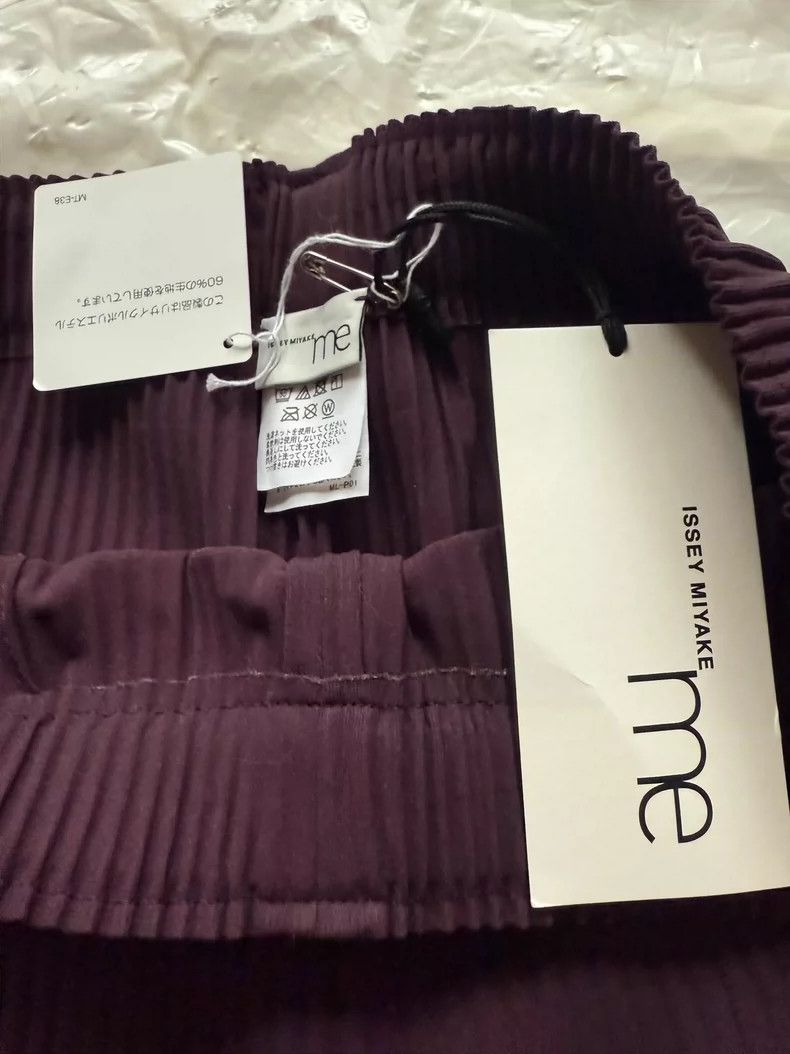 Issey Miyake Issey Miyake size:one size Grape purple trousers Size 31" - 3 Thumbnail