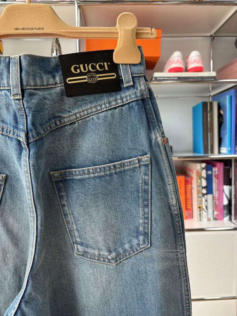 Gucci Gucci Make old washed blue jeans Size 23" - 3 Thumbnail