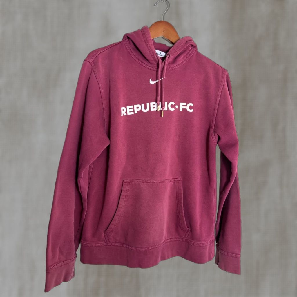 Nike Nike Mens Small Pullover Hoodie Sacramento Republic FC Maroon Hoodie Mens Small Red Size US S / EU 44-46 / 1 - 1 Thumbnail