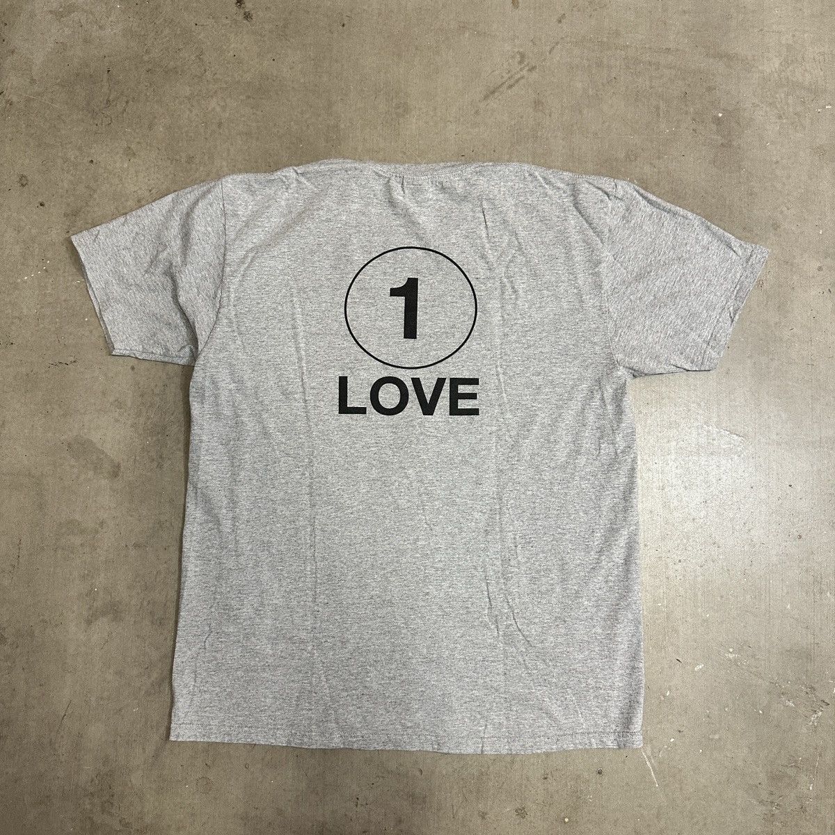 Stussy Stussy 1 World 1 Love Vintage T-Shirt Size Large Gray Size US L / EU 52-54 / 3 - 5 Thumbnail