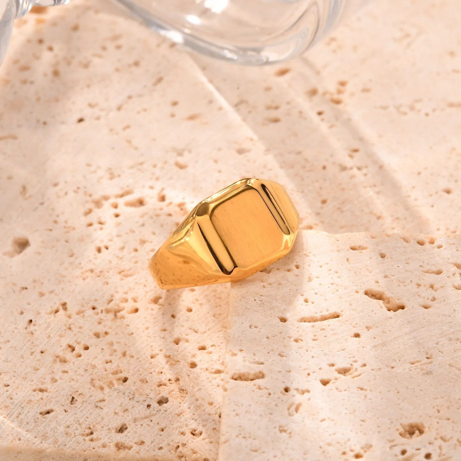 Jewelry × Vintage Gold Square Signet Ring Size ONE SIZE - 4 Thumbnail