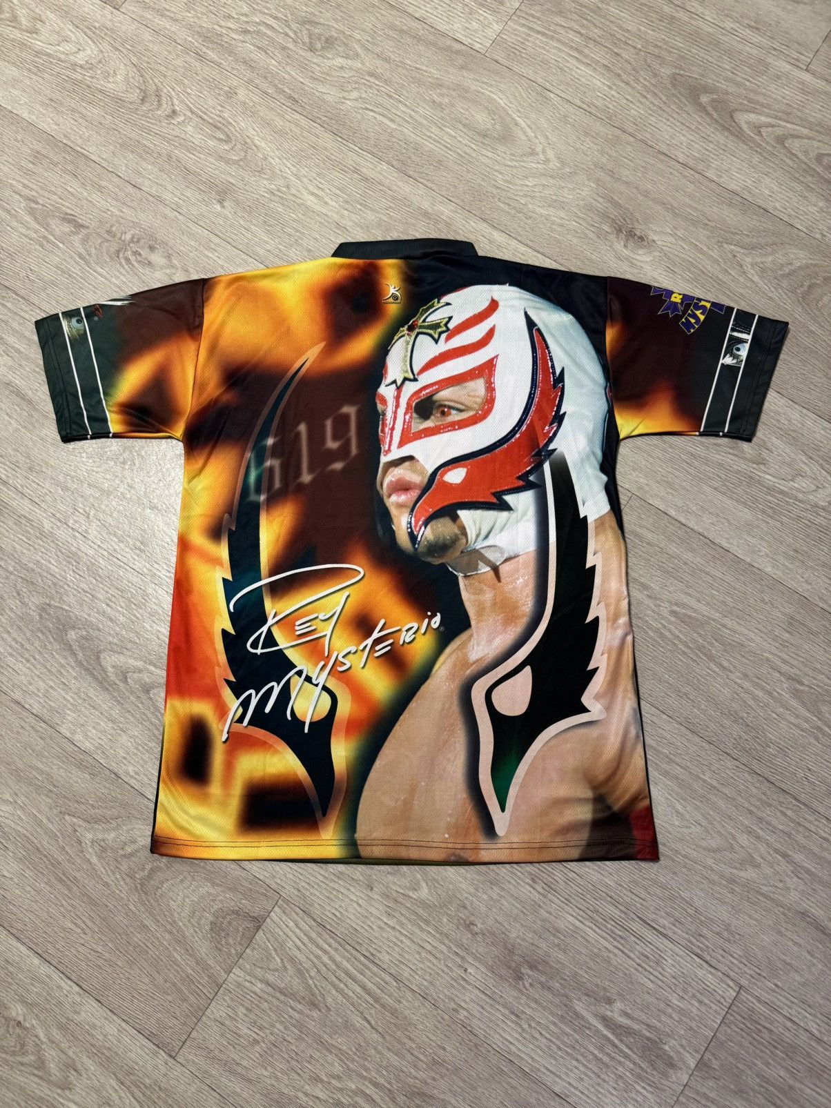 WWE 🔷Vintage WWE Rey Mysterio Jersey 2000s🔷 Size US M / EU 48-50 / 2 - 5 Thumbnail