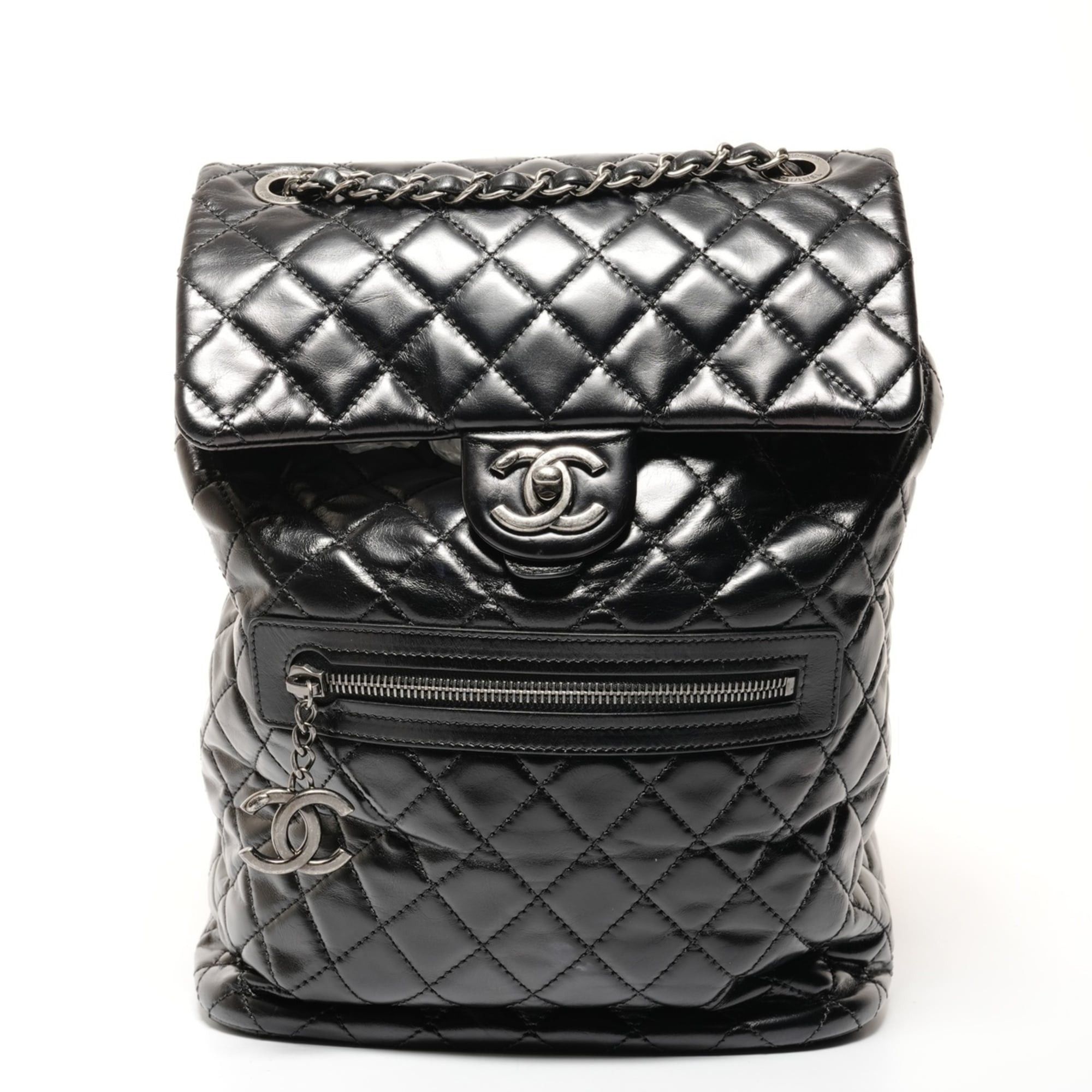 Chanel CHANEL 23 Series 2016-2017 Matelasse Leather Backpack/Daypack in Black Size ONE SIZE - 1 Thumbnail