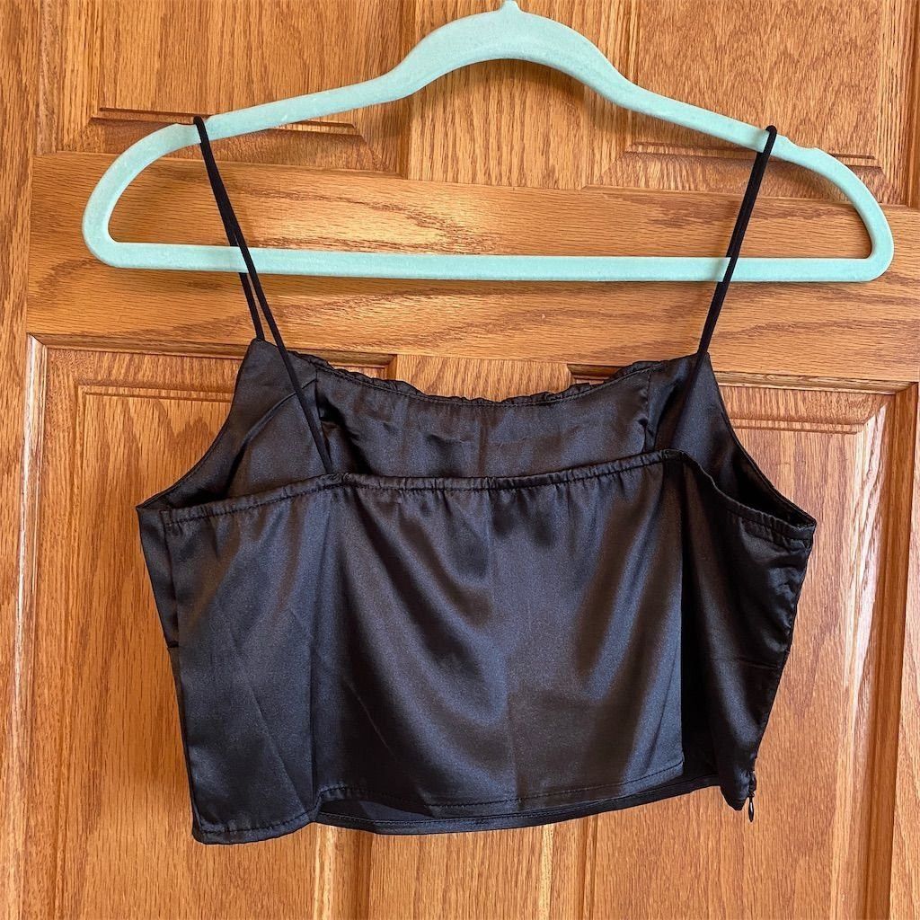 Shein Shein Women's Black Satin Cropped Tank Top Size M Square Ne Size M / US 6-8 / IT 42-44 - 2 Thumbnail