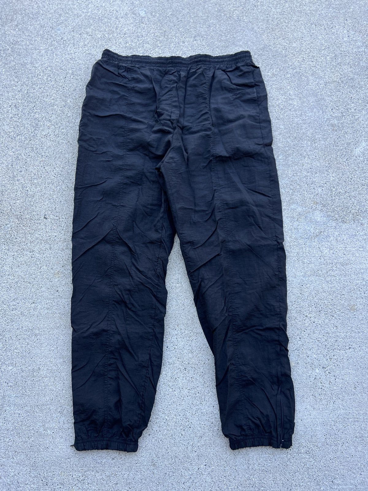 Reebok × Vintage Vintage 1990s Reebok Black Windbreaker Zip Track Pants Sz. L Size US 36 / EU 52 - 1 Thumbnail