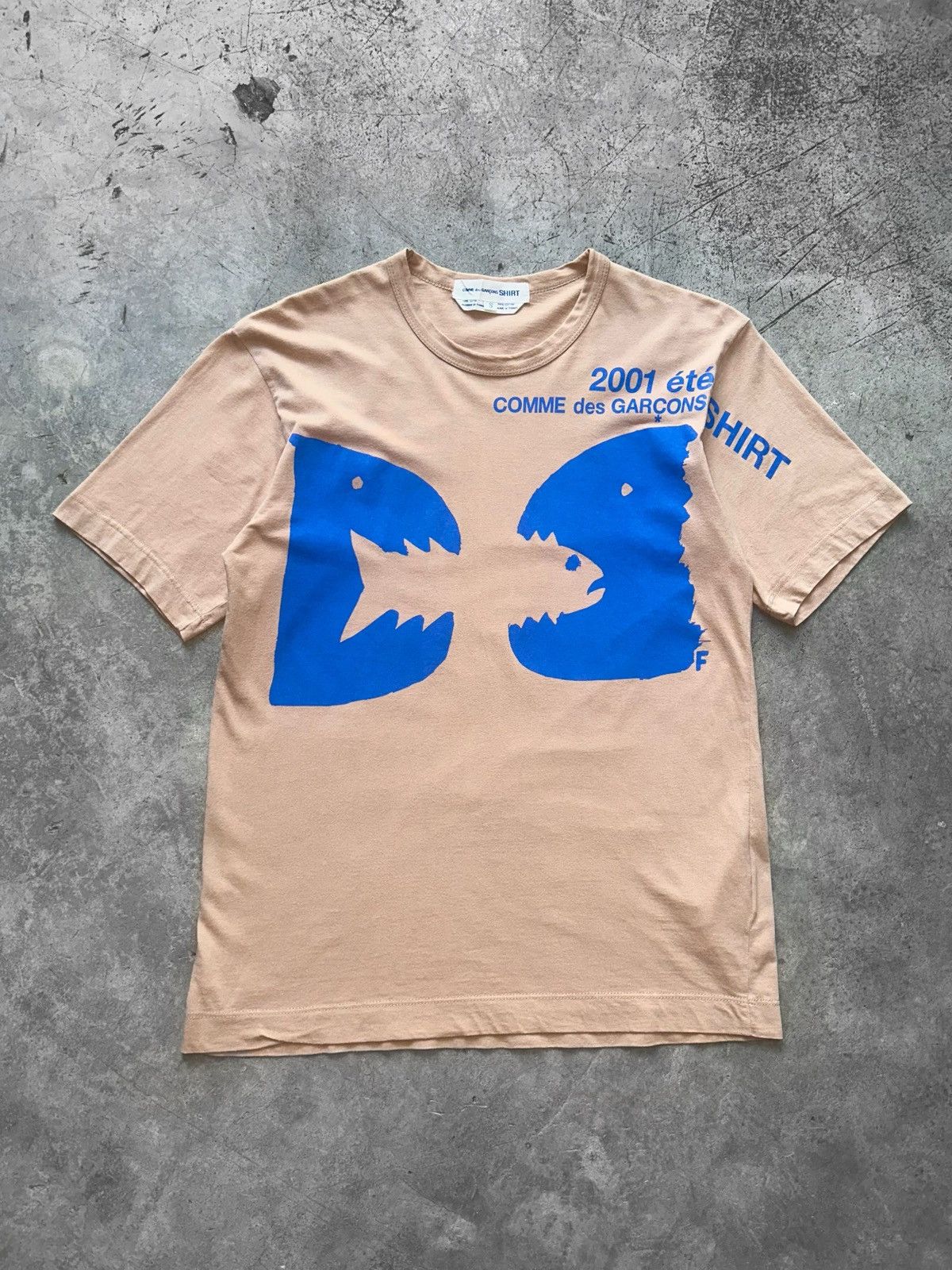 Comme des Garcons 2001 Logo ‘Fish’ Tee Size US S / EU 44-46 / 1 - 1 Thumbnail